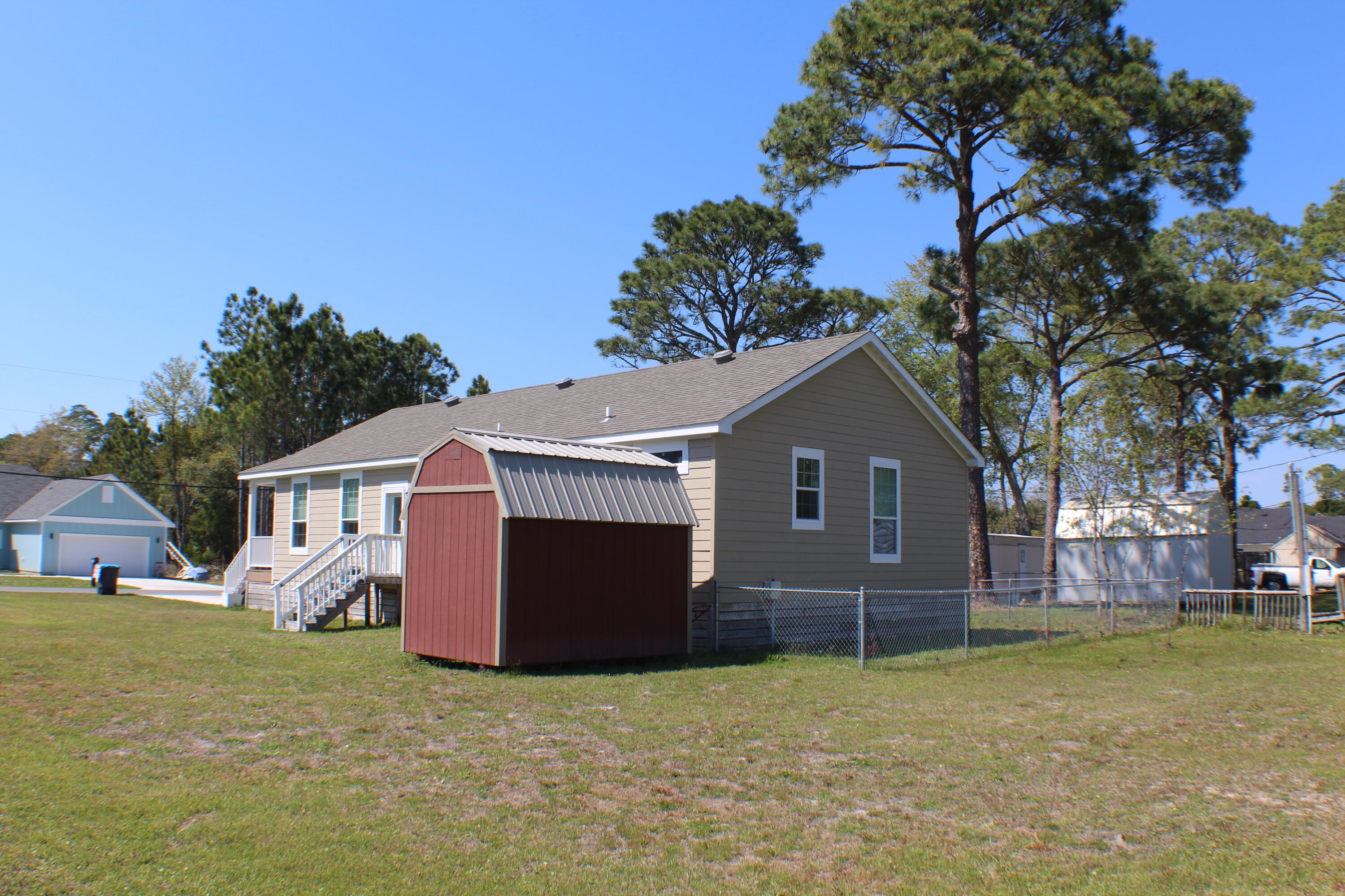 Upper Grand Lagoon - Residential
