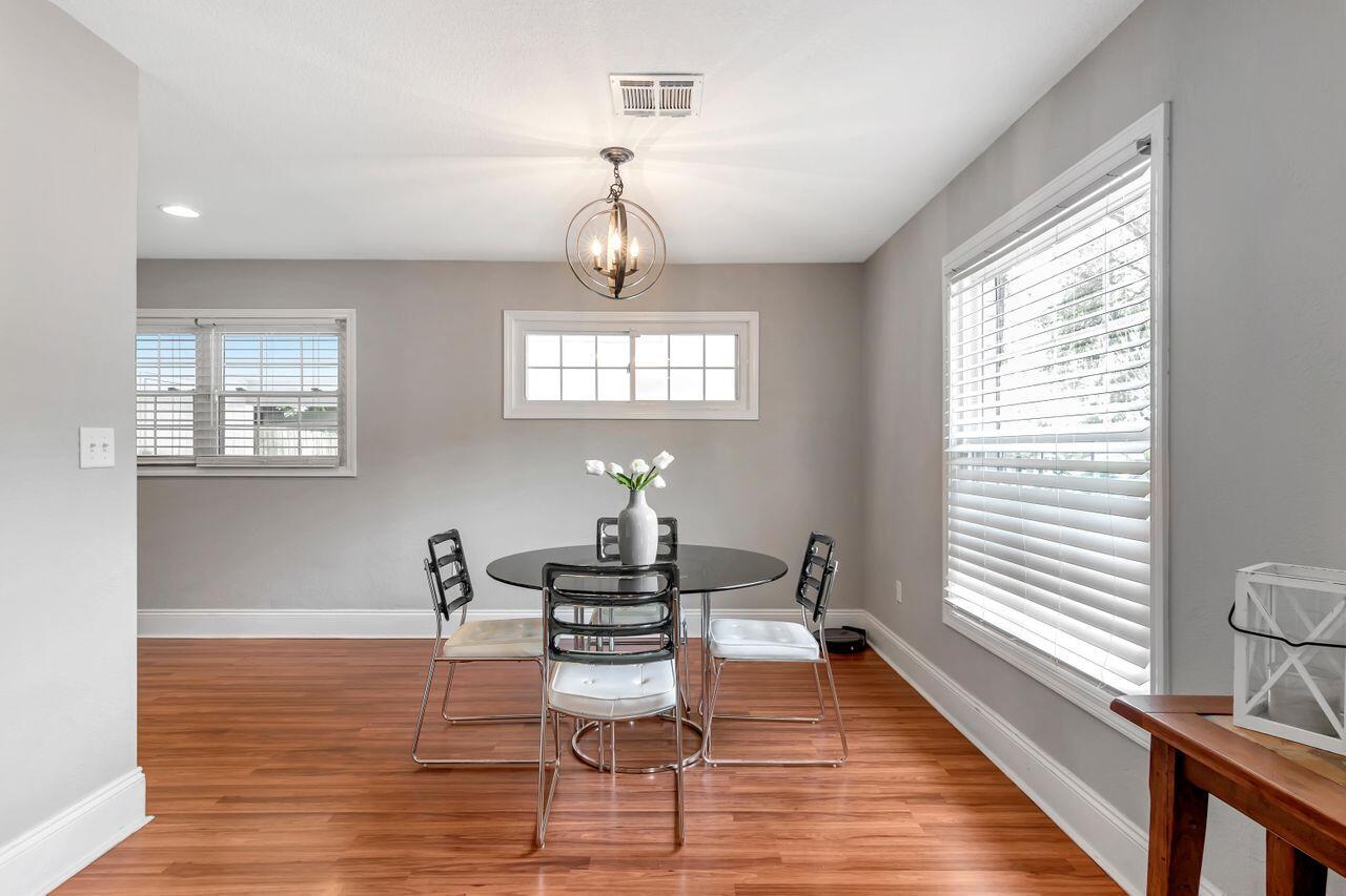 ROSEWOOD HOMES - Residential