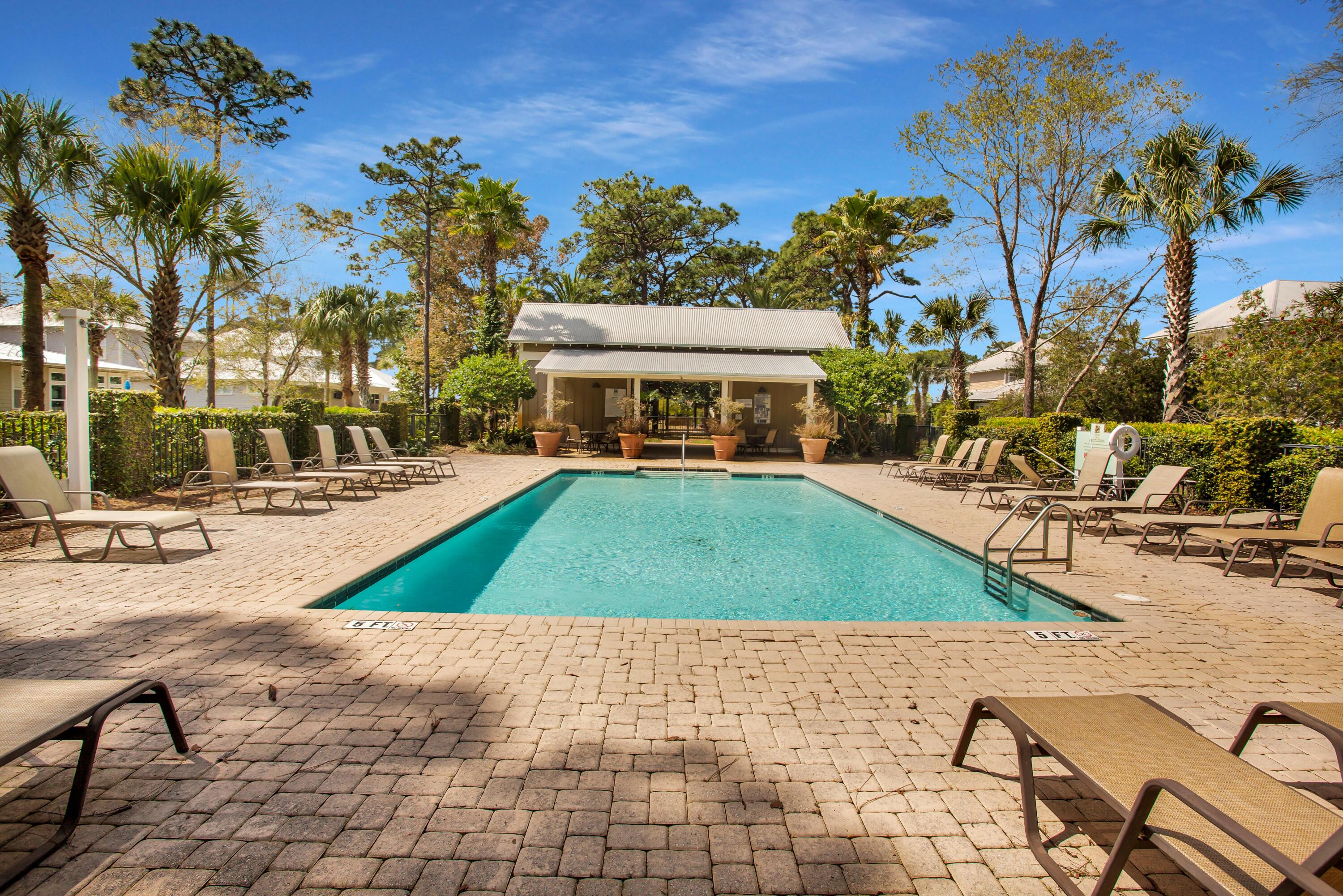 CARSON OAKS - Residential