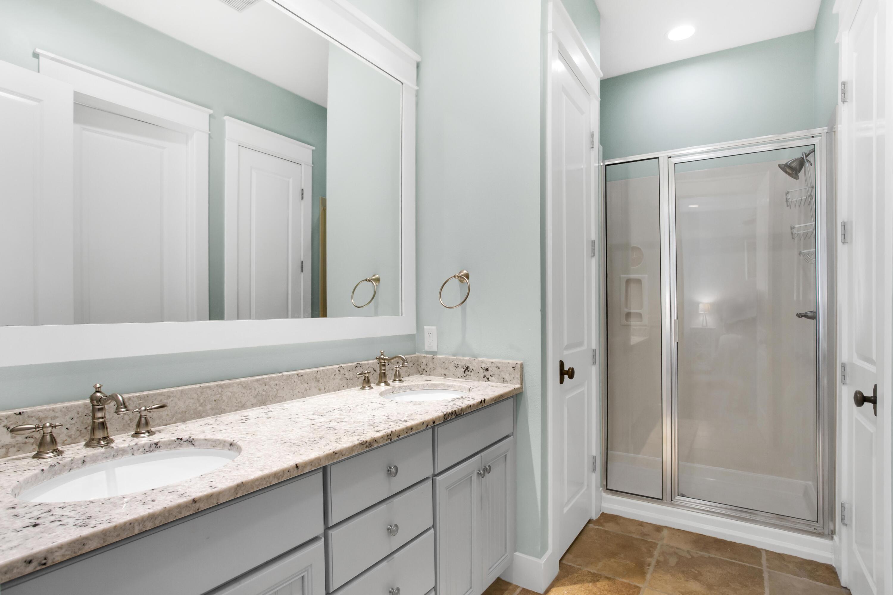 CARSON OAKS - Residential