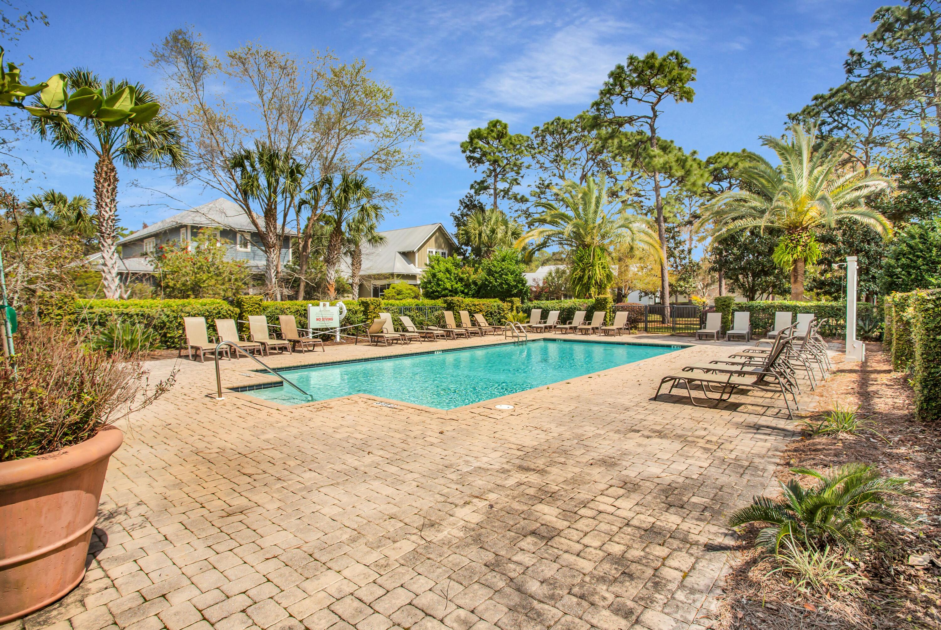 CARSON OAKS - Residential