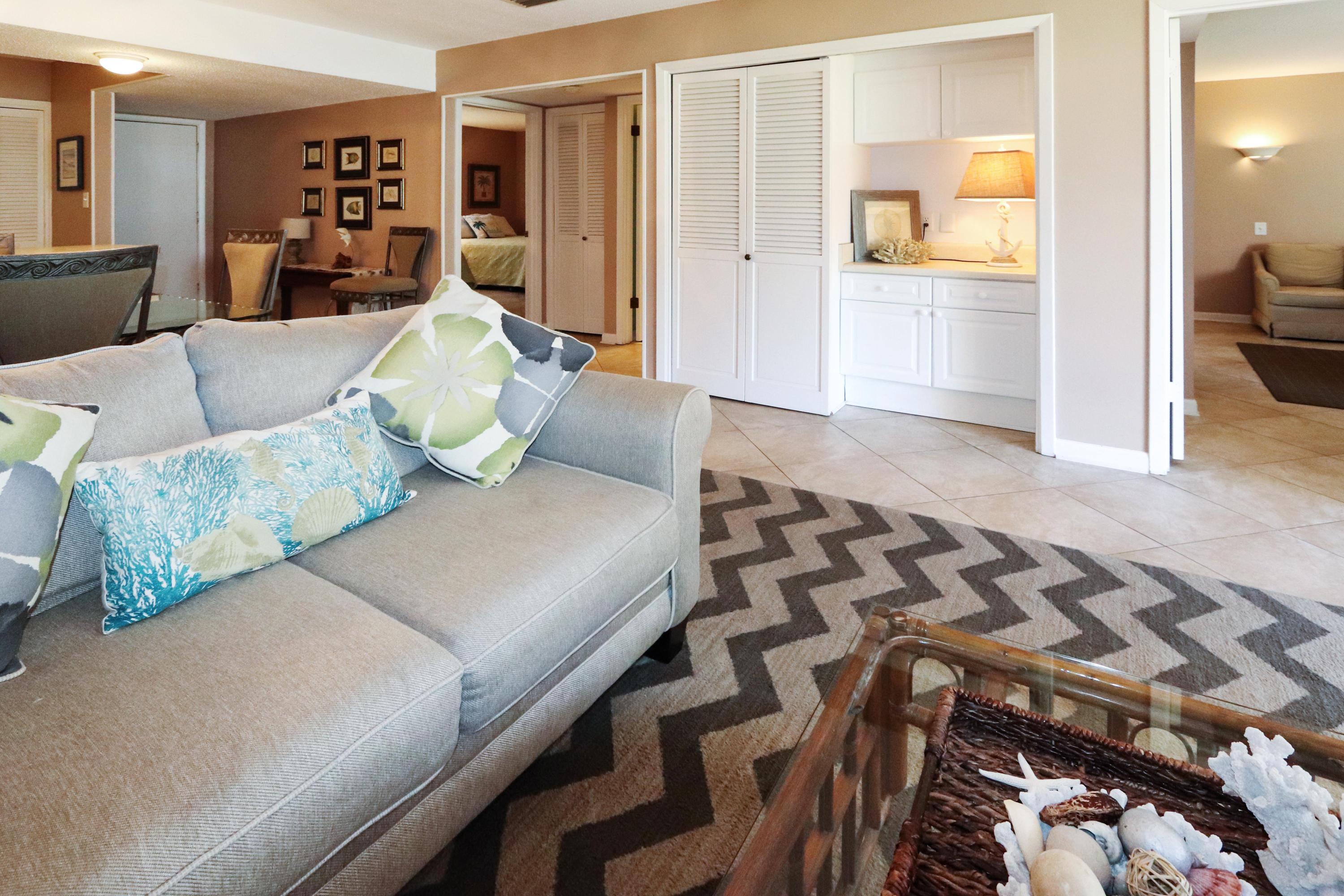 CHATEAU LA MER CONDO - Residential