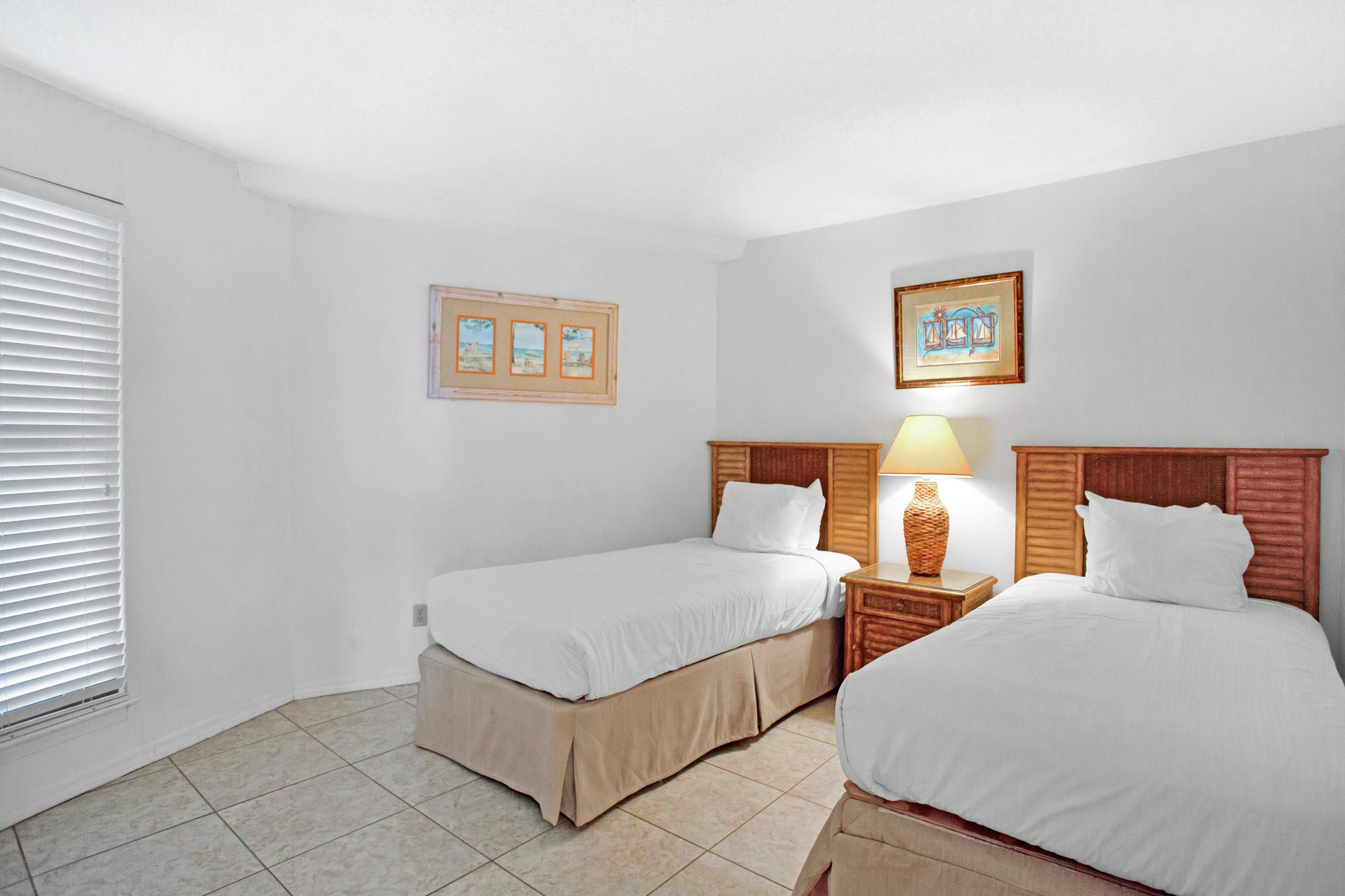 BEACHSIDE I CONDO - Residential