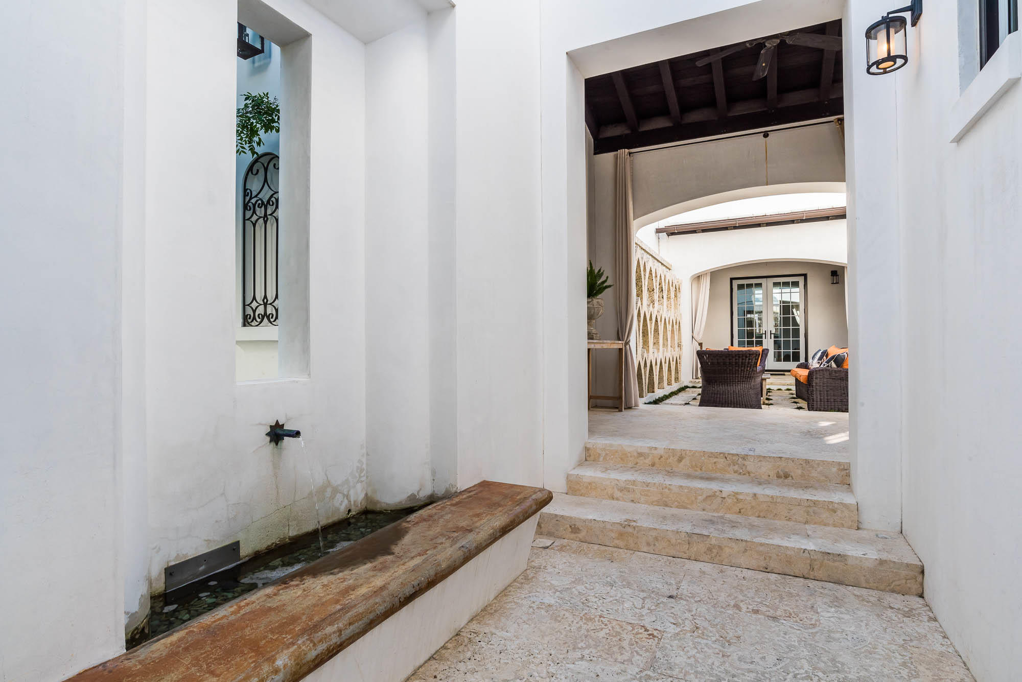 ALYS BEACH - Residential