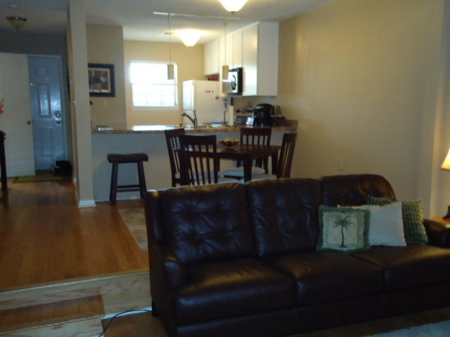 GARDEN VILLAS PH 1 - Residential