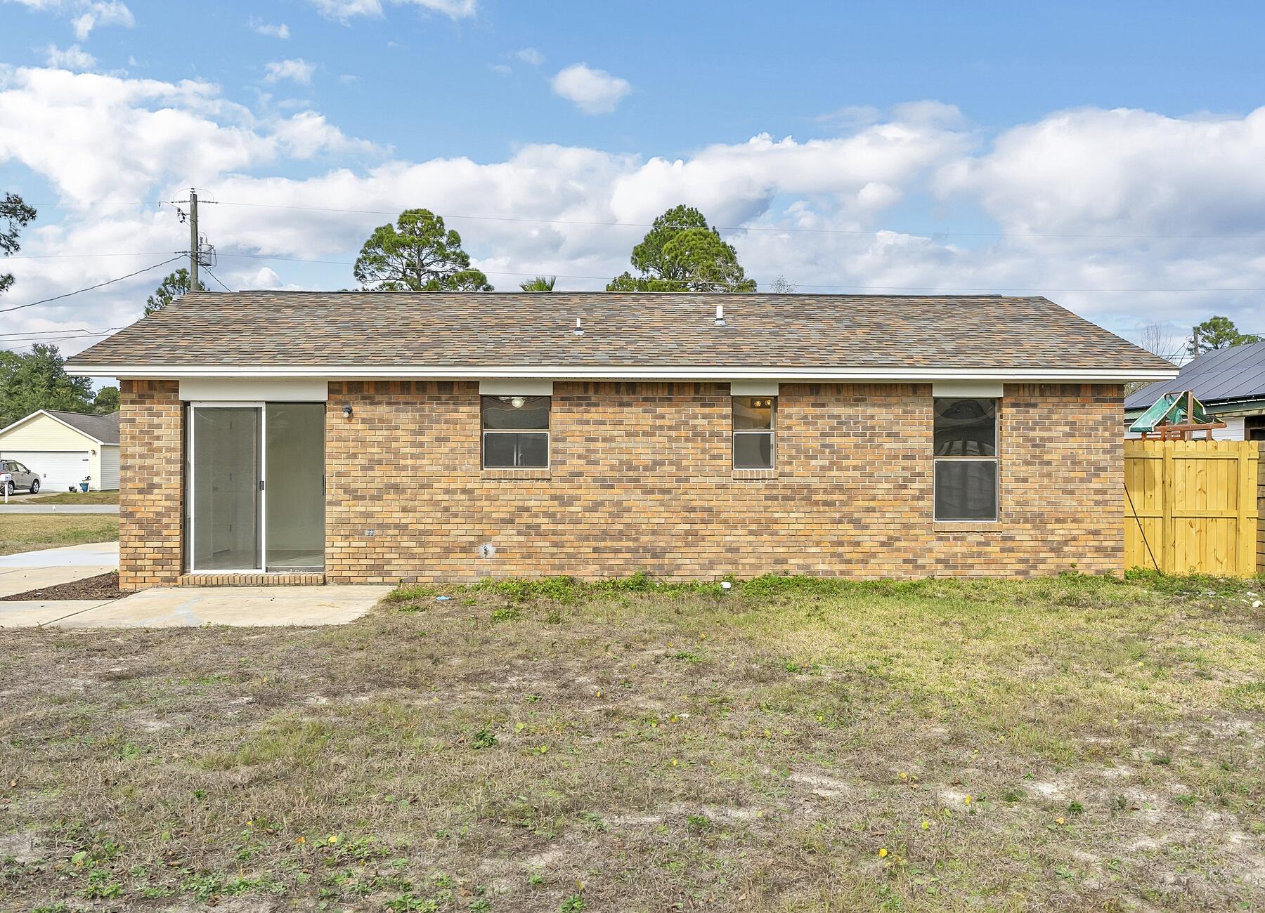 WYNNEHAVEN BEACH ESTATES - Residential Lease