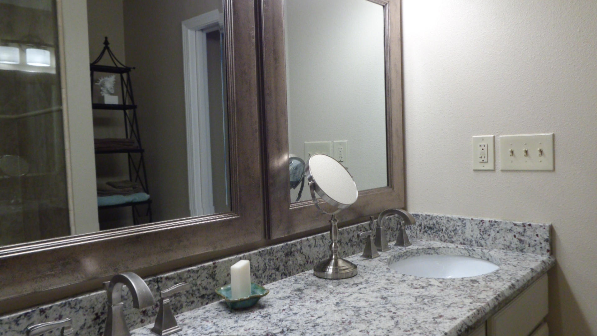 SEASCAPE CONDO GARDEN VILLA - Residential