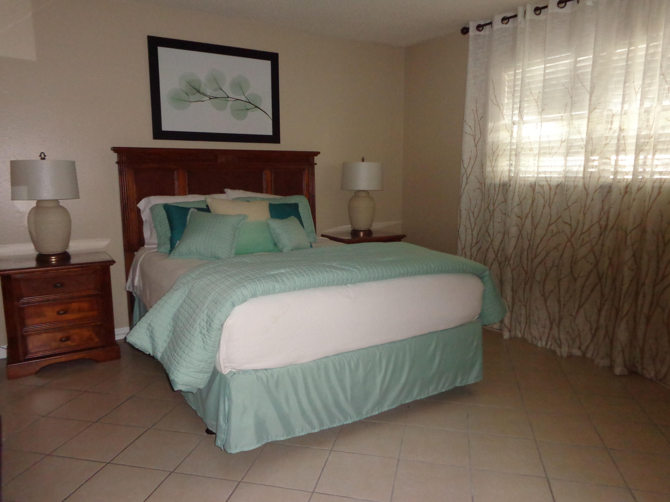 SEASCAPE CONDO GARDEN VILLA - Residential