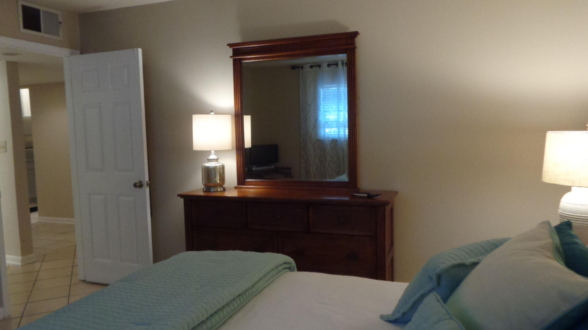 SEASCAPE CONDO GARDEN VILLA - Residential