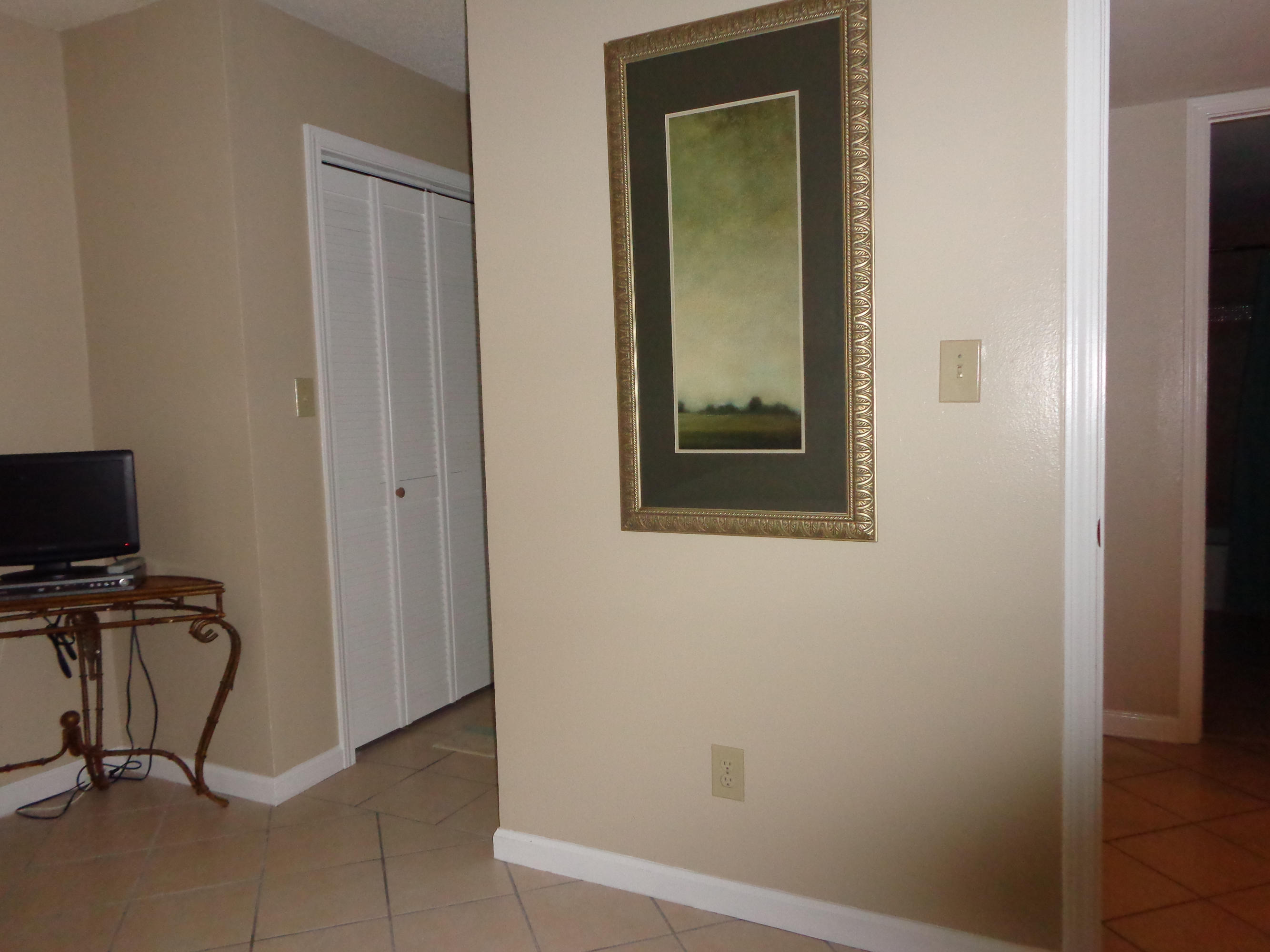 SEASCAPE CONDO GARDEN VILLA - Residential