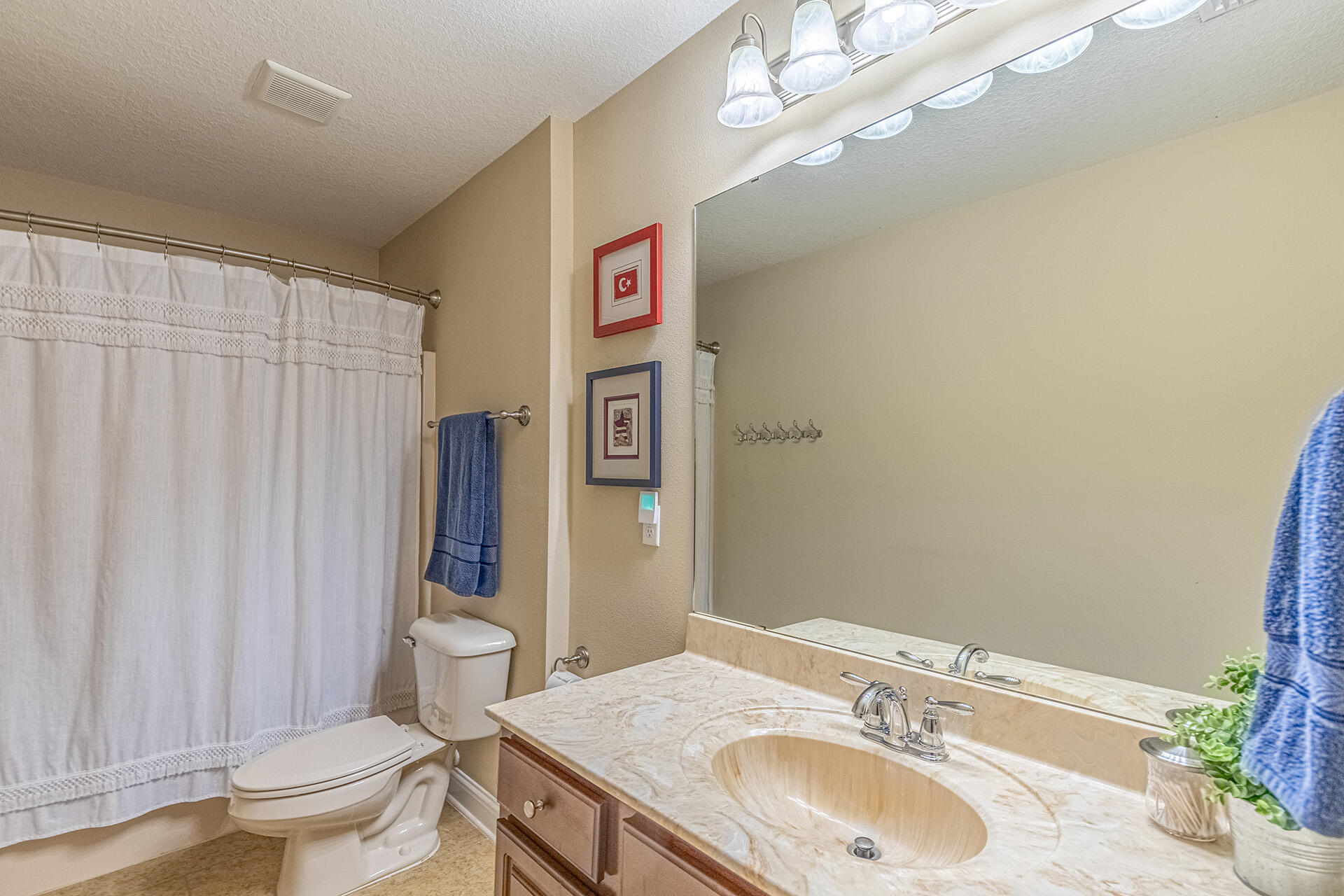 BROOKE ESTATES PH III - Residential Lease