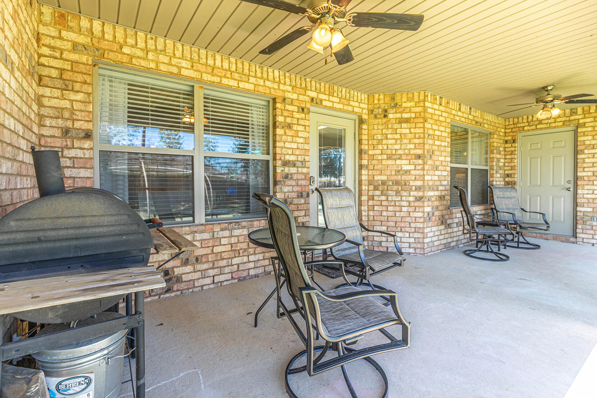 BROOKE ESTATES PH III - Residential Lease