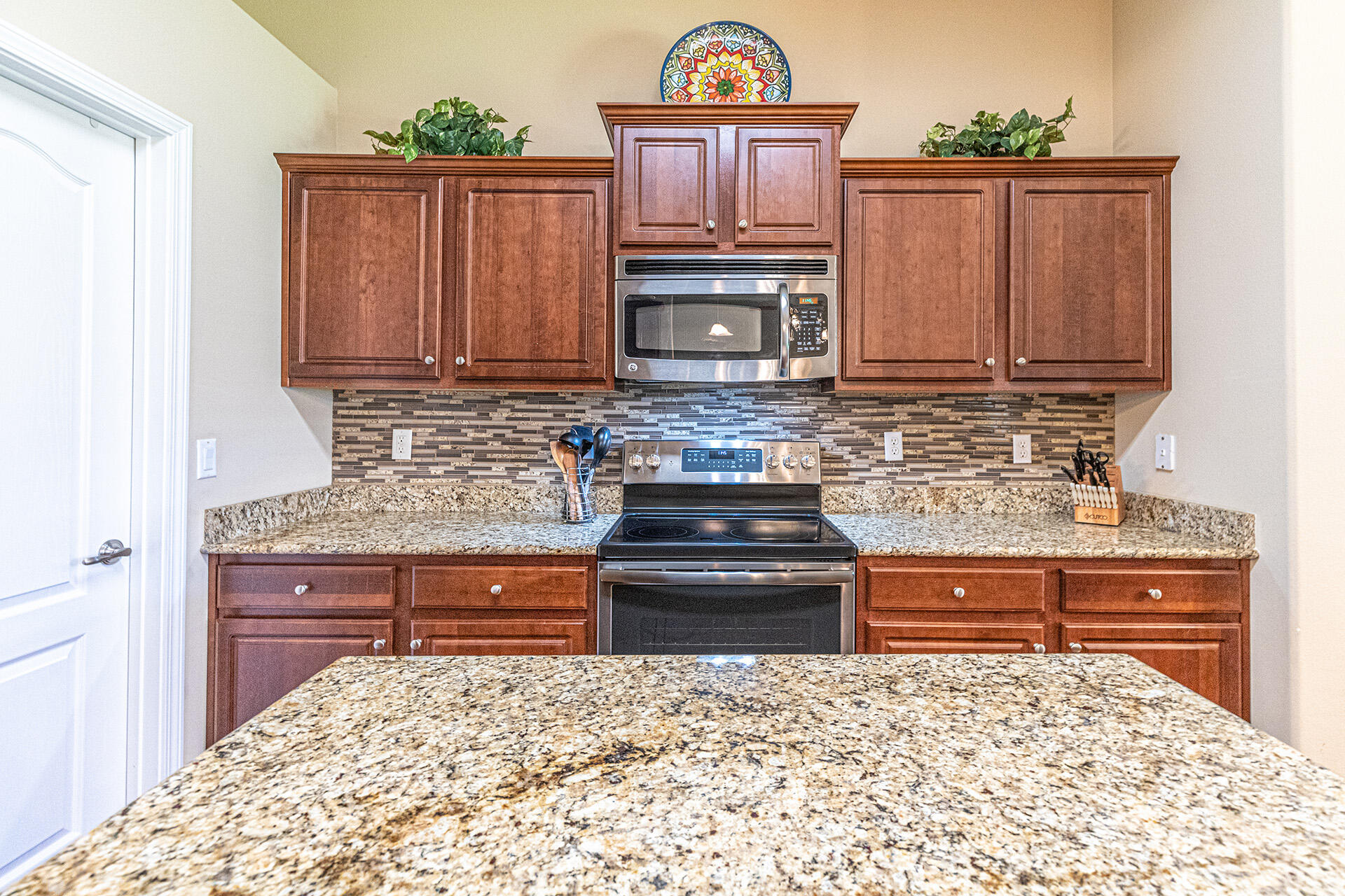 BROOKE ESTATES PH III - Residential Lease