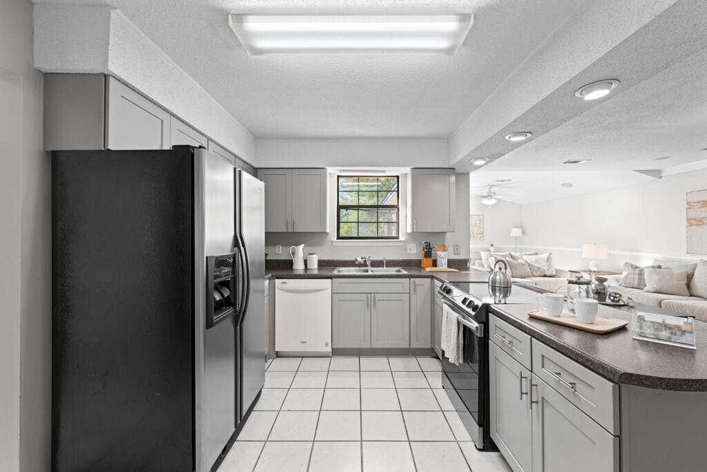 SOUTHWAY ESTATES - Residential