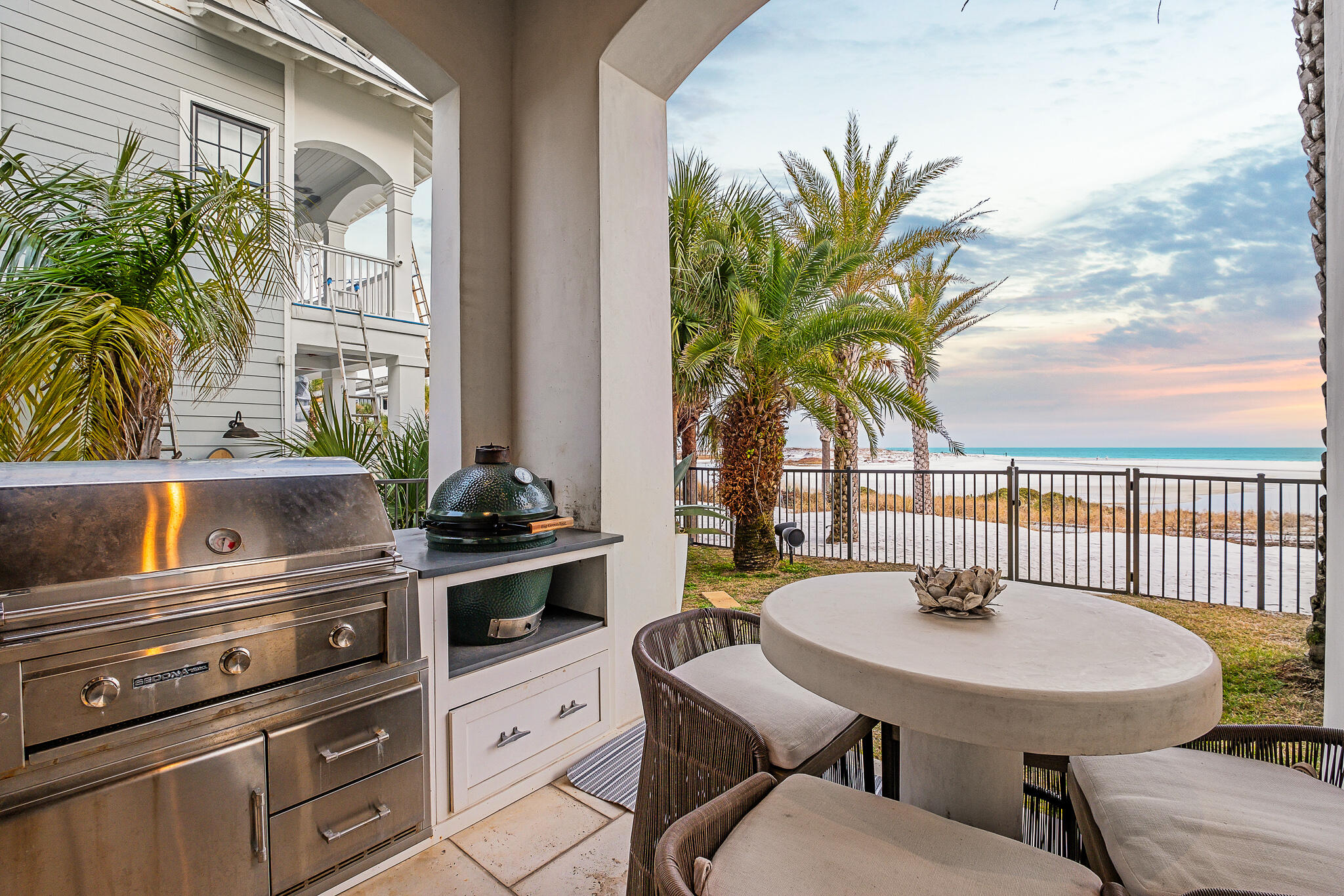 GRAYTON BEACH - Residential