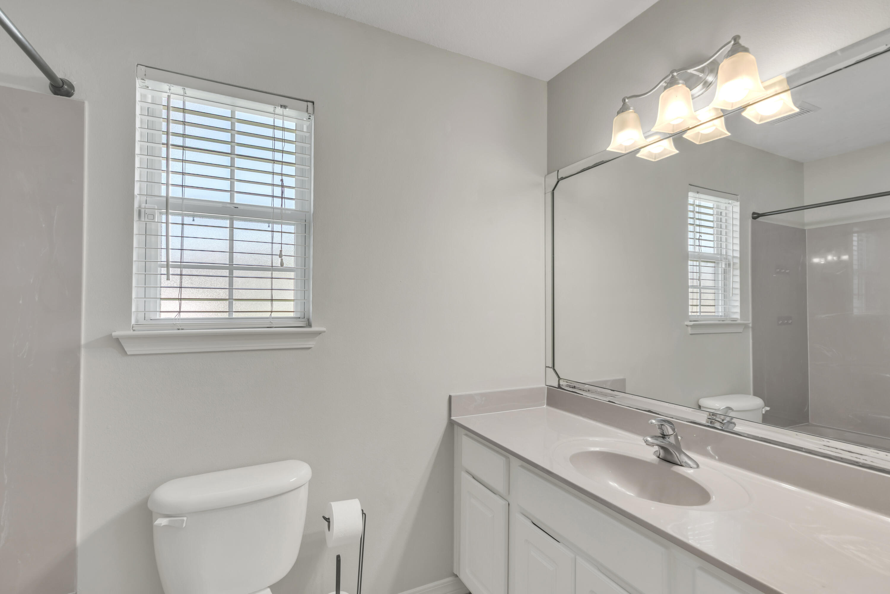 SUMMER PLACE - Residential Lease