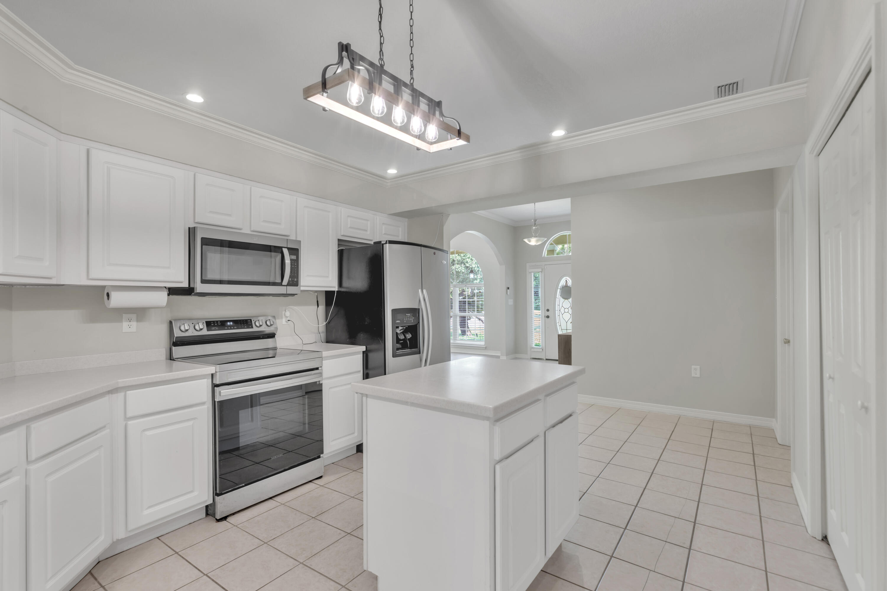 SUMMER PLACE - Residential Lease