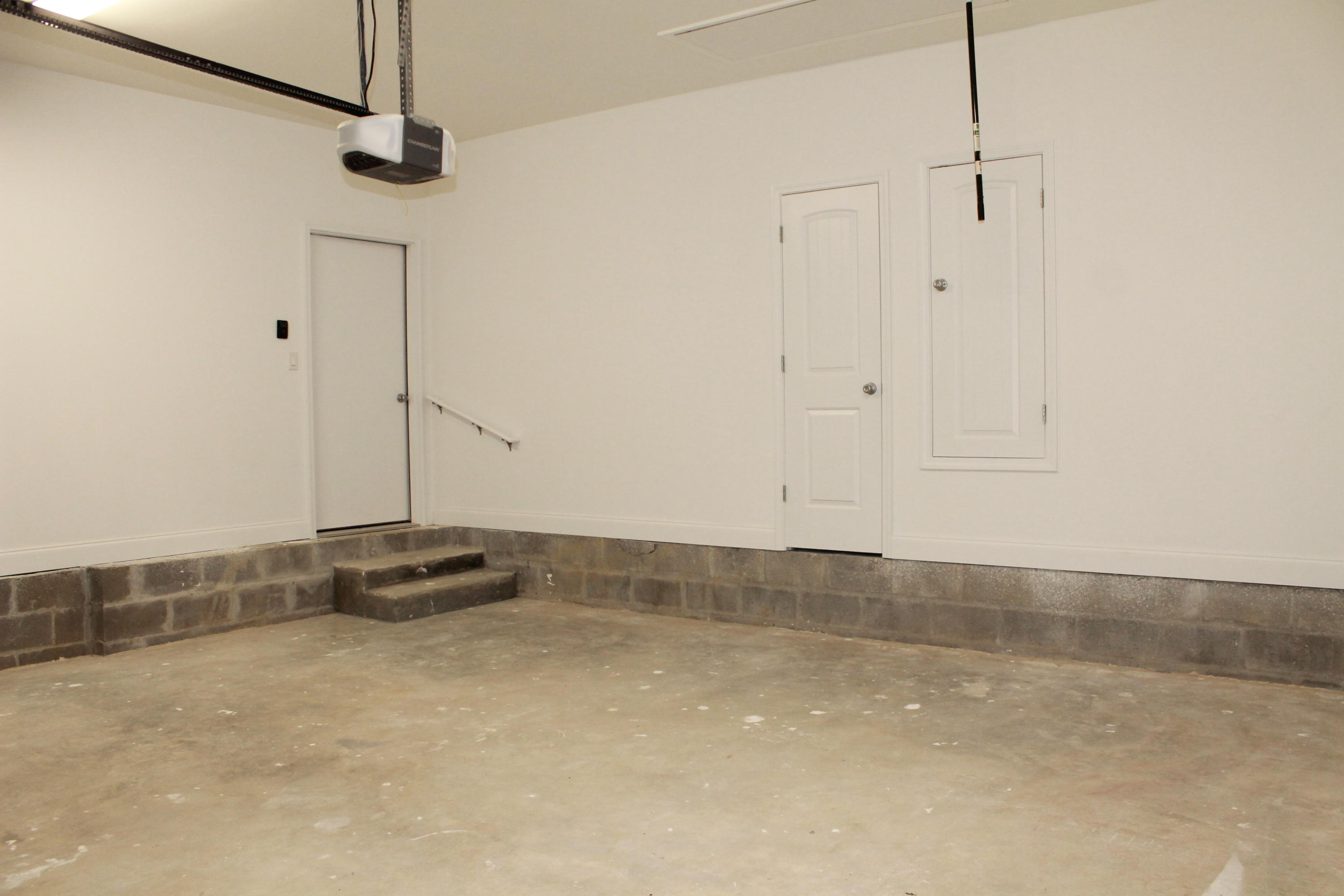 MINGER S/D - Residential Lease