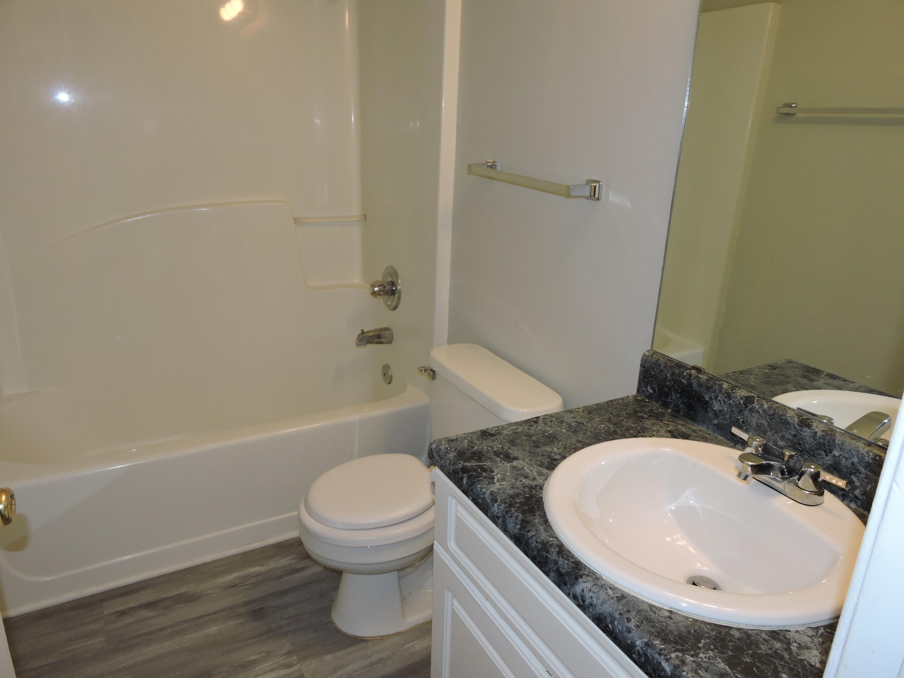 RIVERCHASE S/D PH 2 - Residential