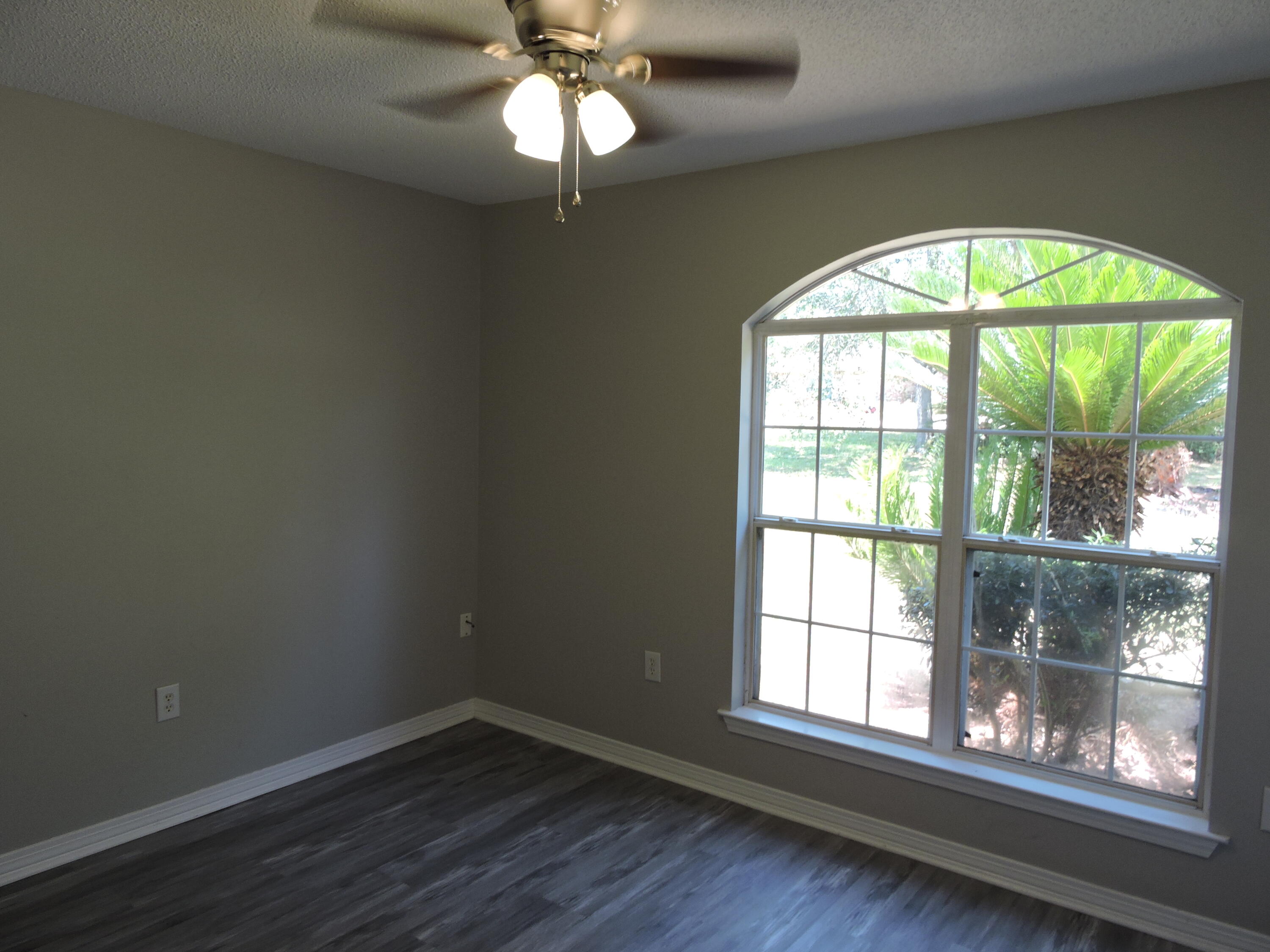 RIVERCHASE S/D PH 2 - Residential