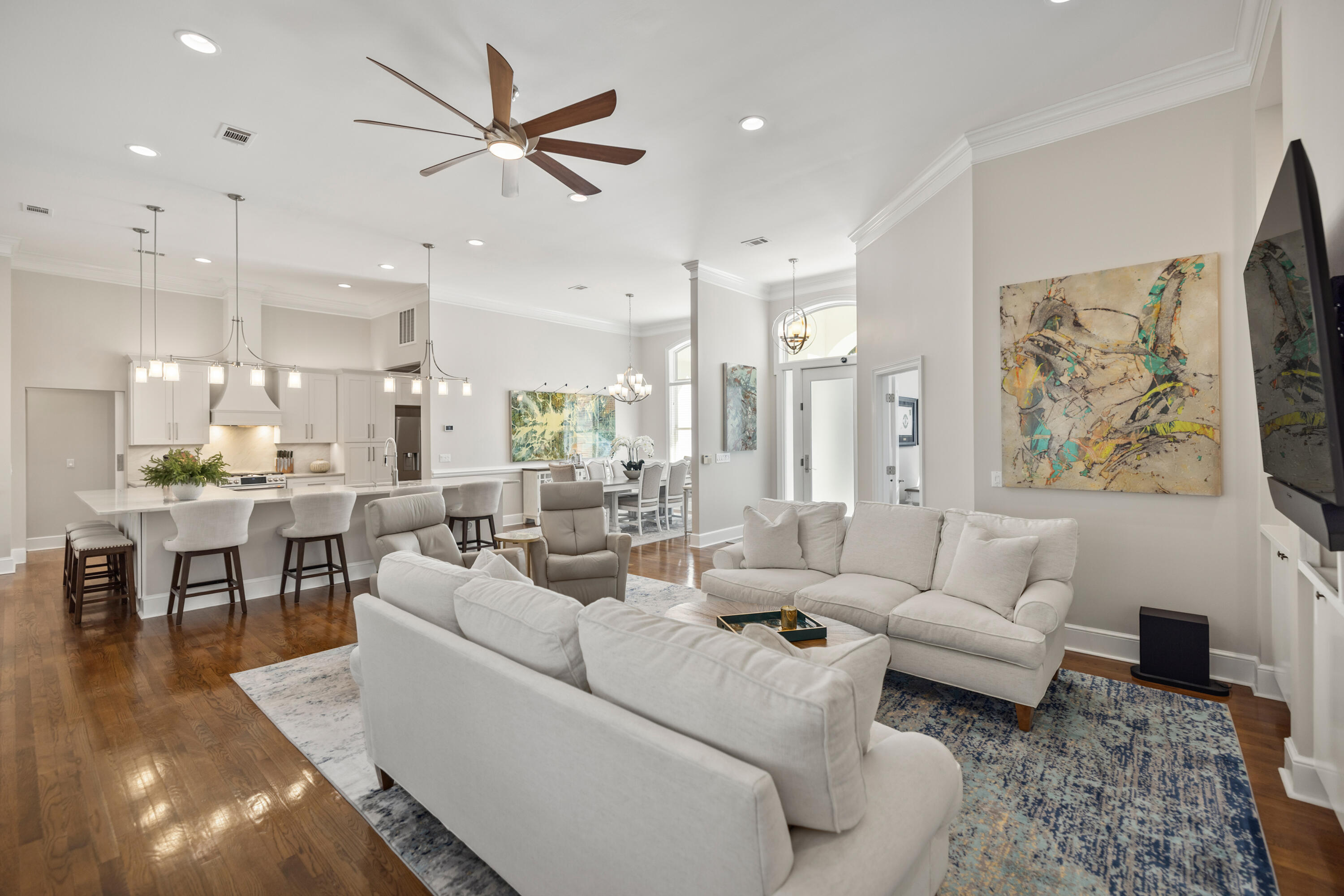 BAYTOWNE AVE EAST - Residential