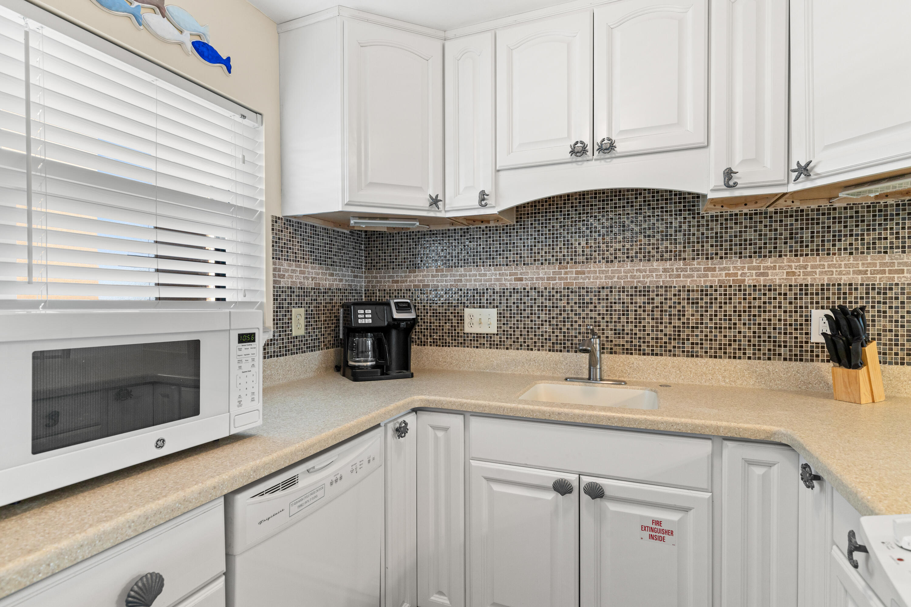 EMERALD ISLE - Residential