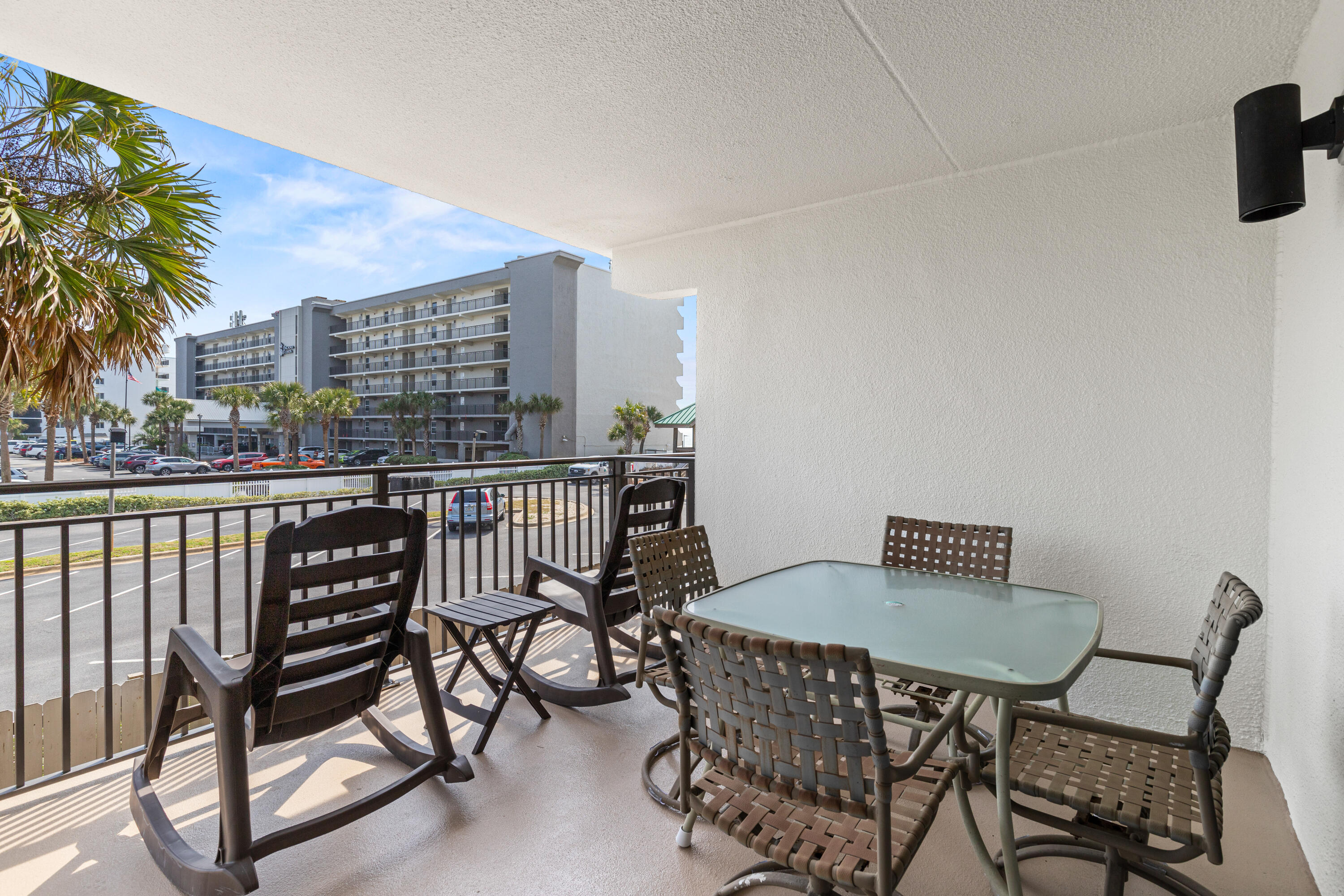 EMERALD ISLE - Residential