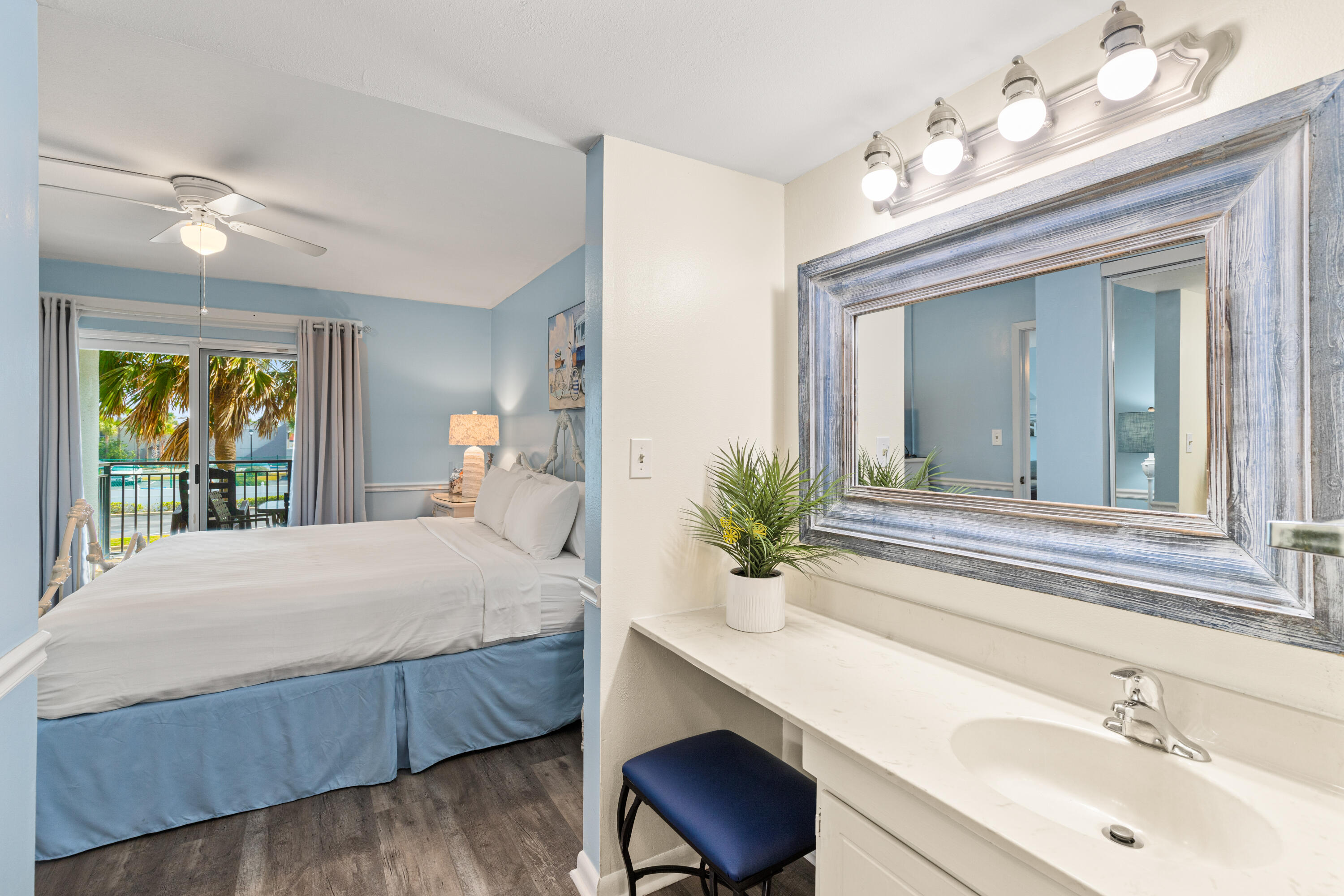 EMERALD ISLE - Residential