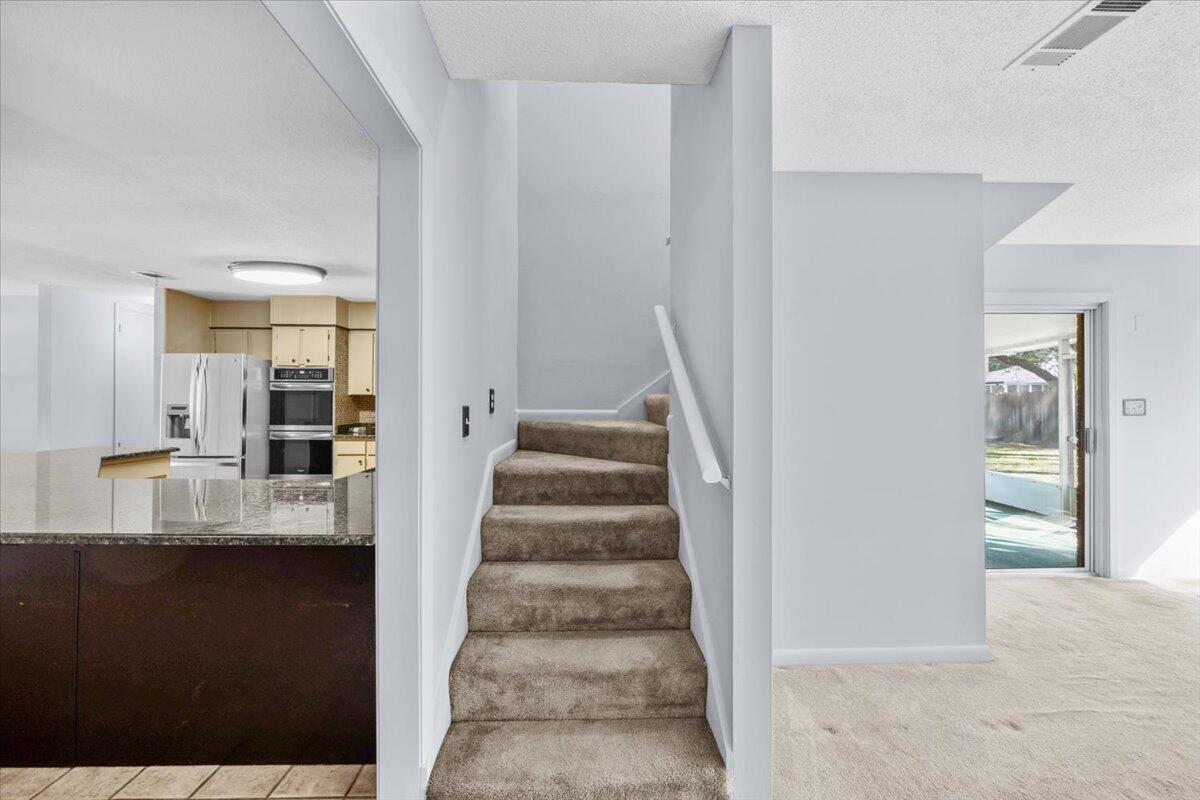 KENWOOD FIRST ADDITION LOT 4 BLK C - Residential