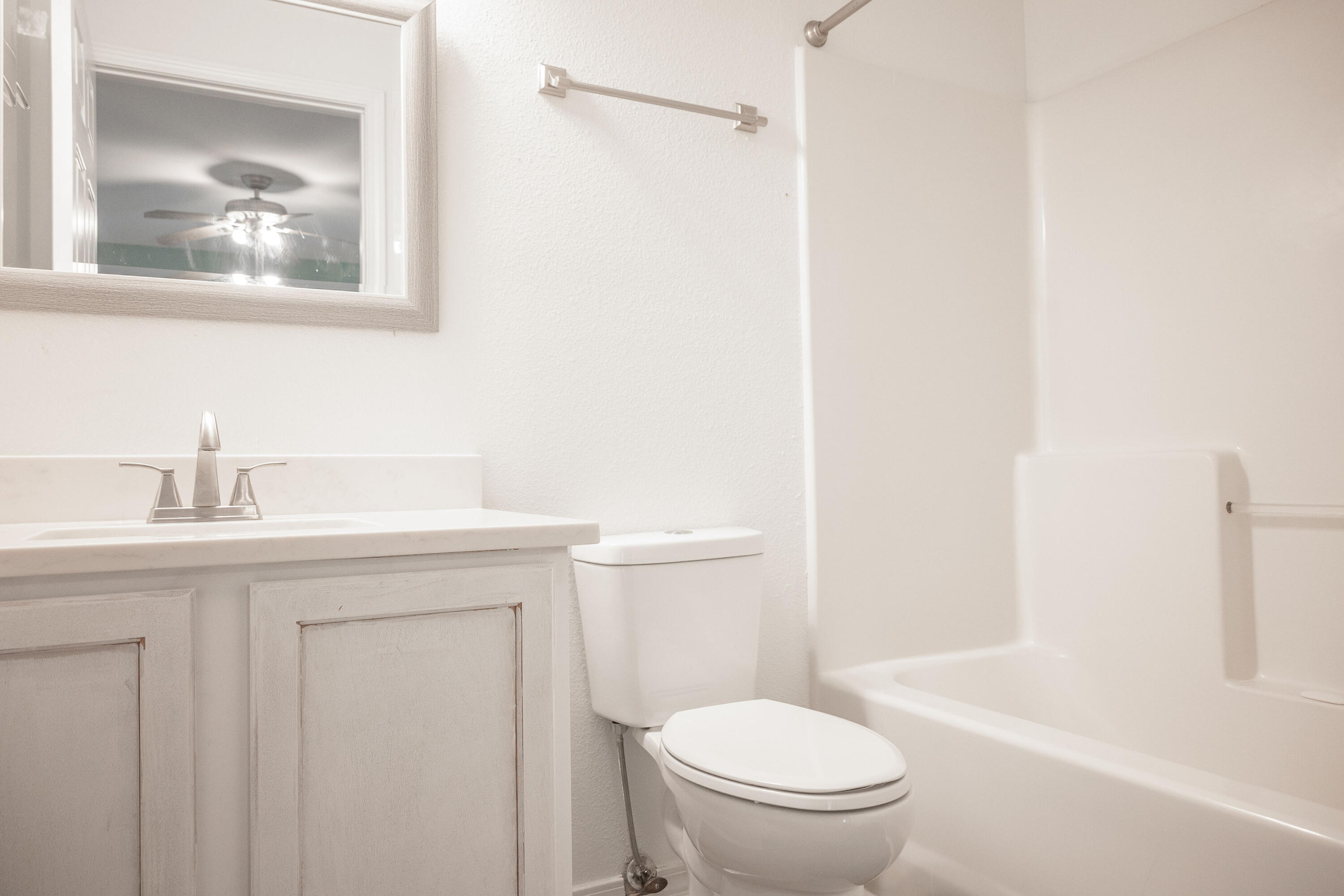 SHADY OAKS - Residential