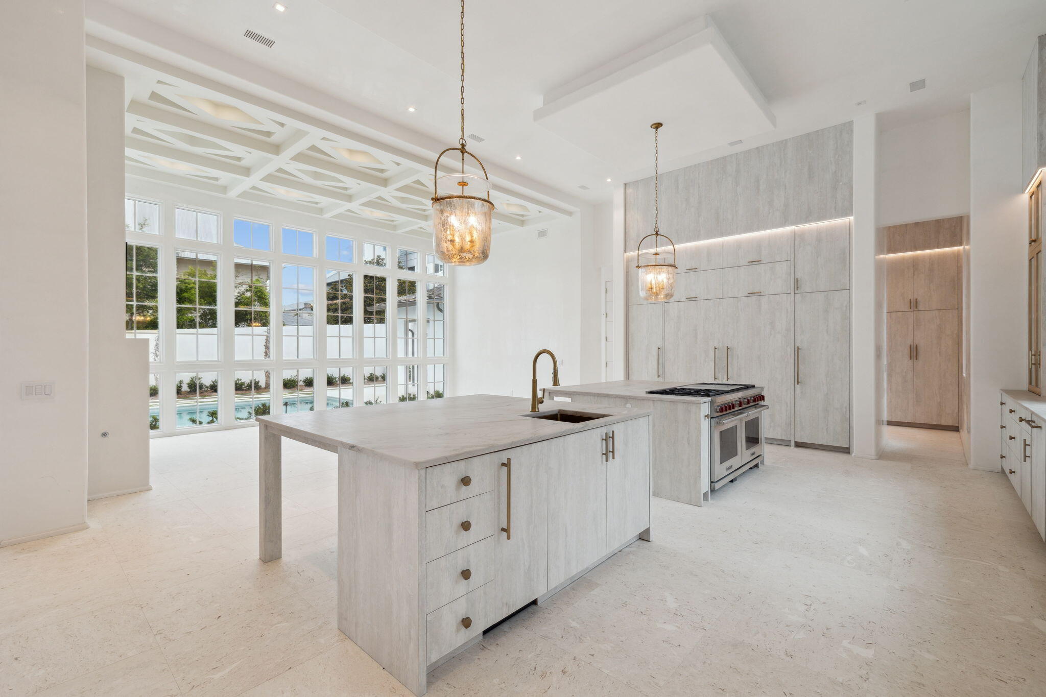 RETREAT THE - Residential