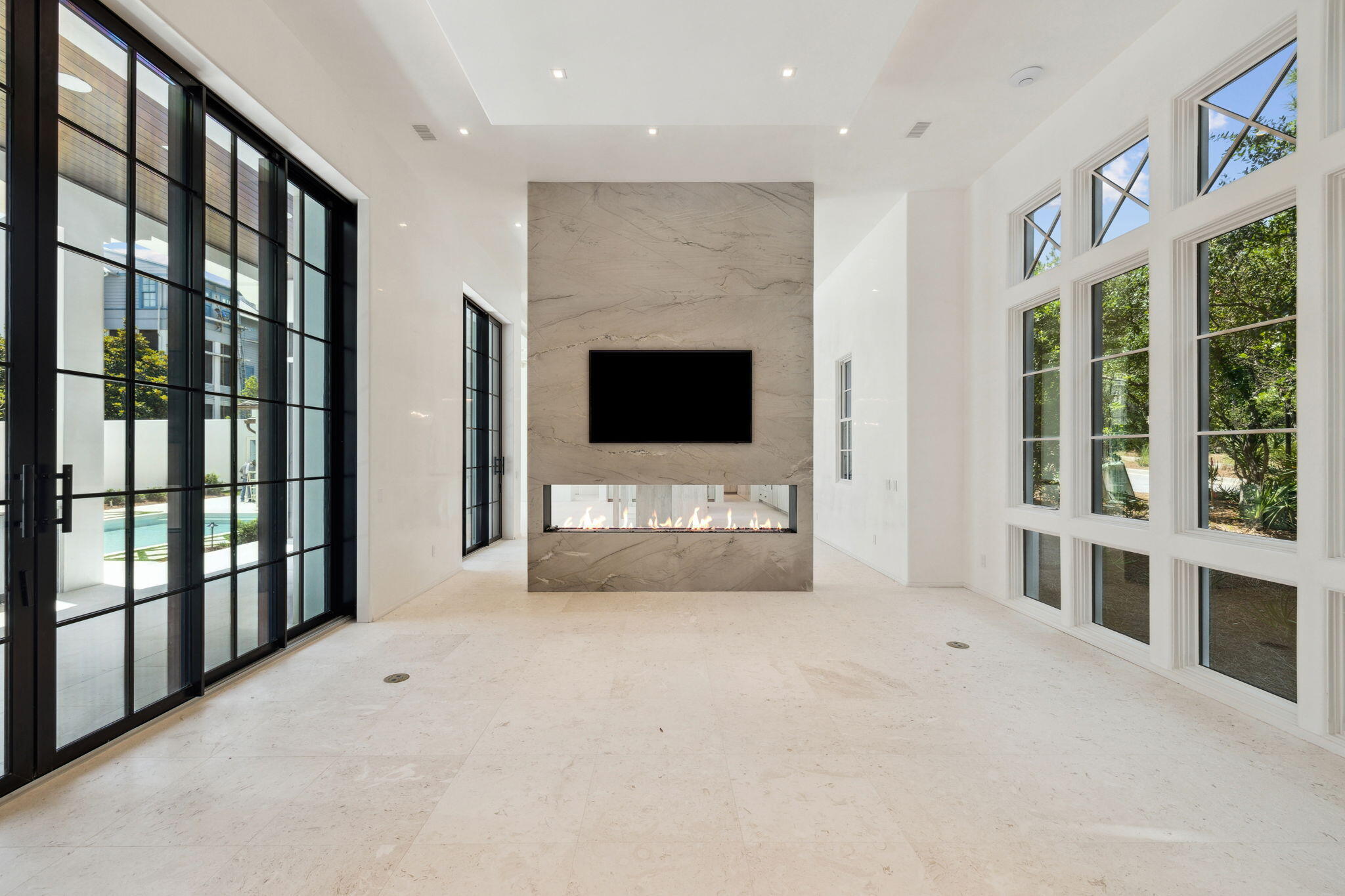 RETREAT THE - Residential