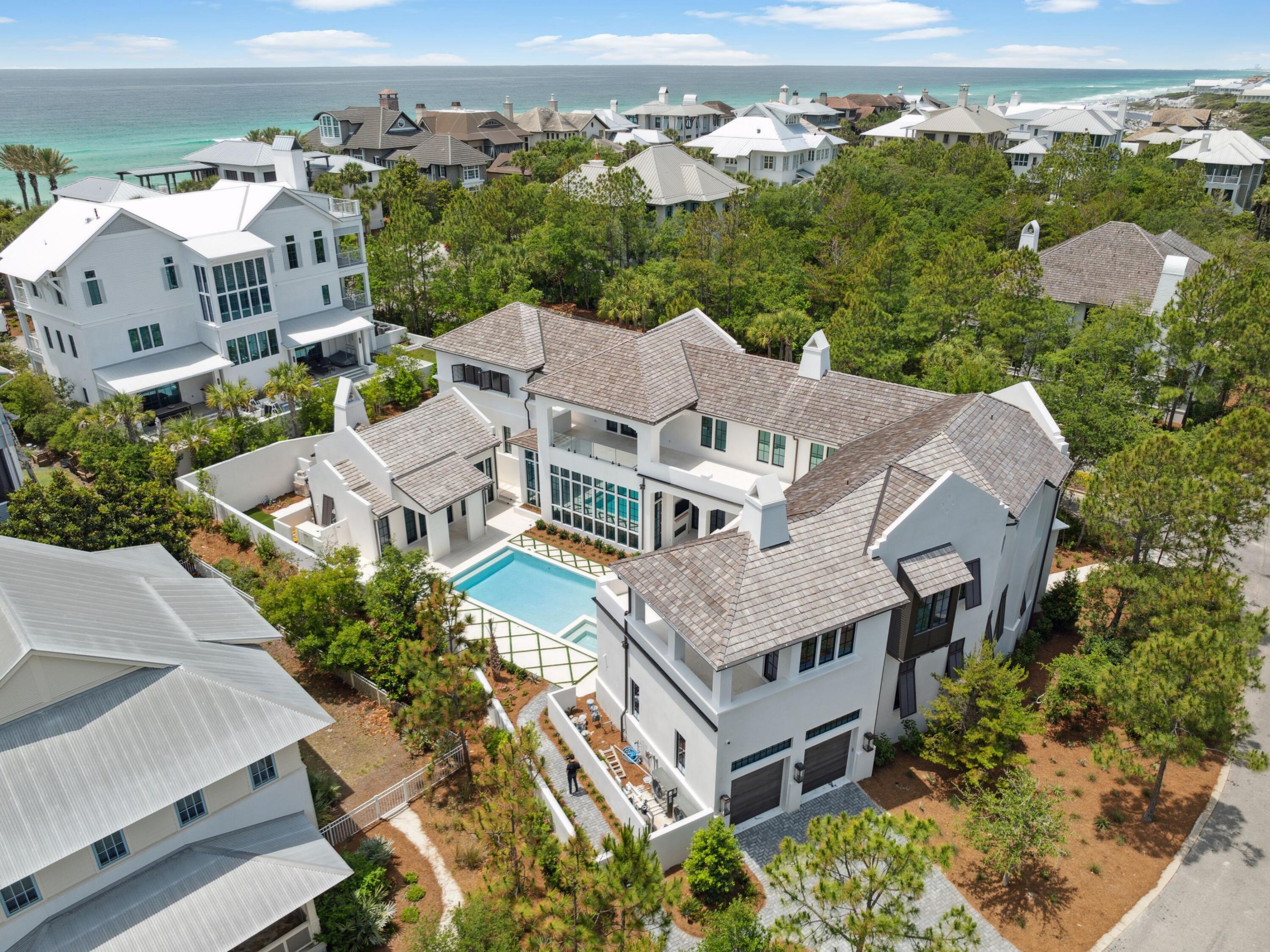 RETREAT THE - Residential