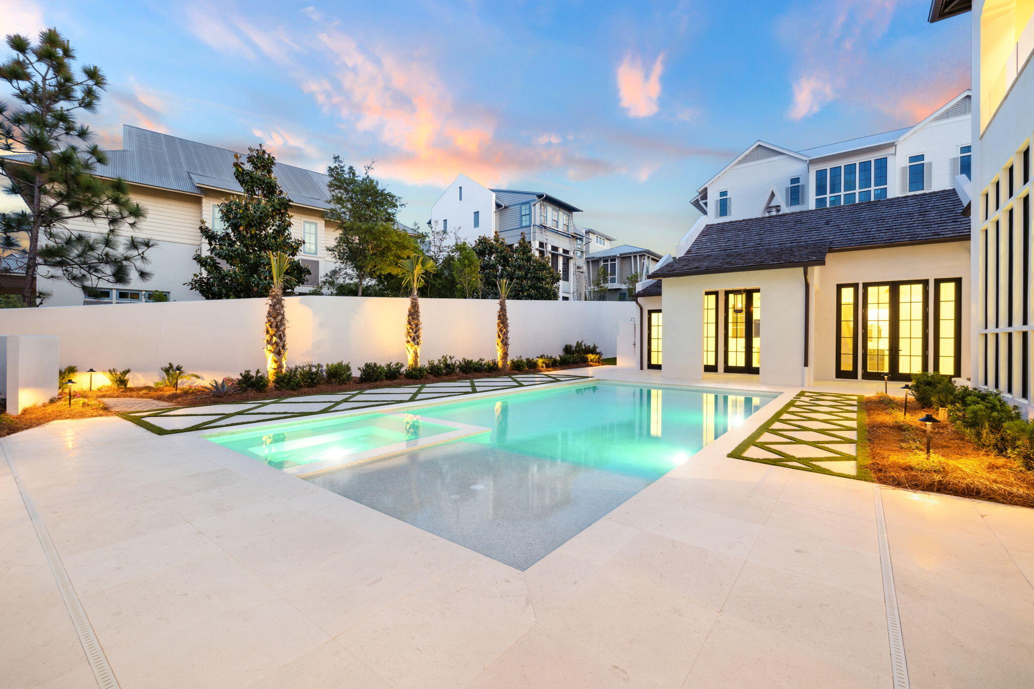 RETREAT THE - Residential