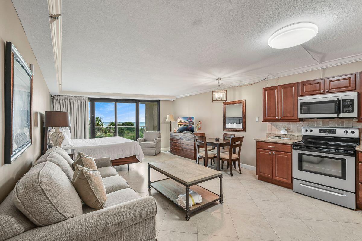 BEACHSIDE TWO - Residential