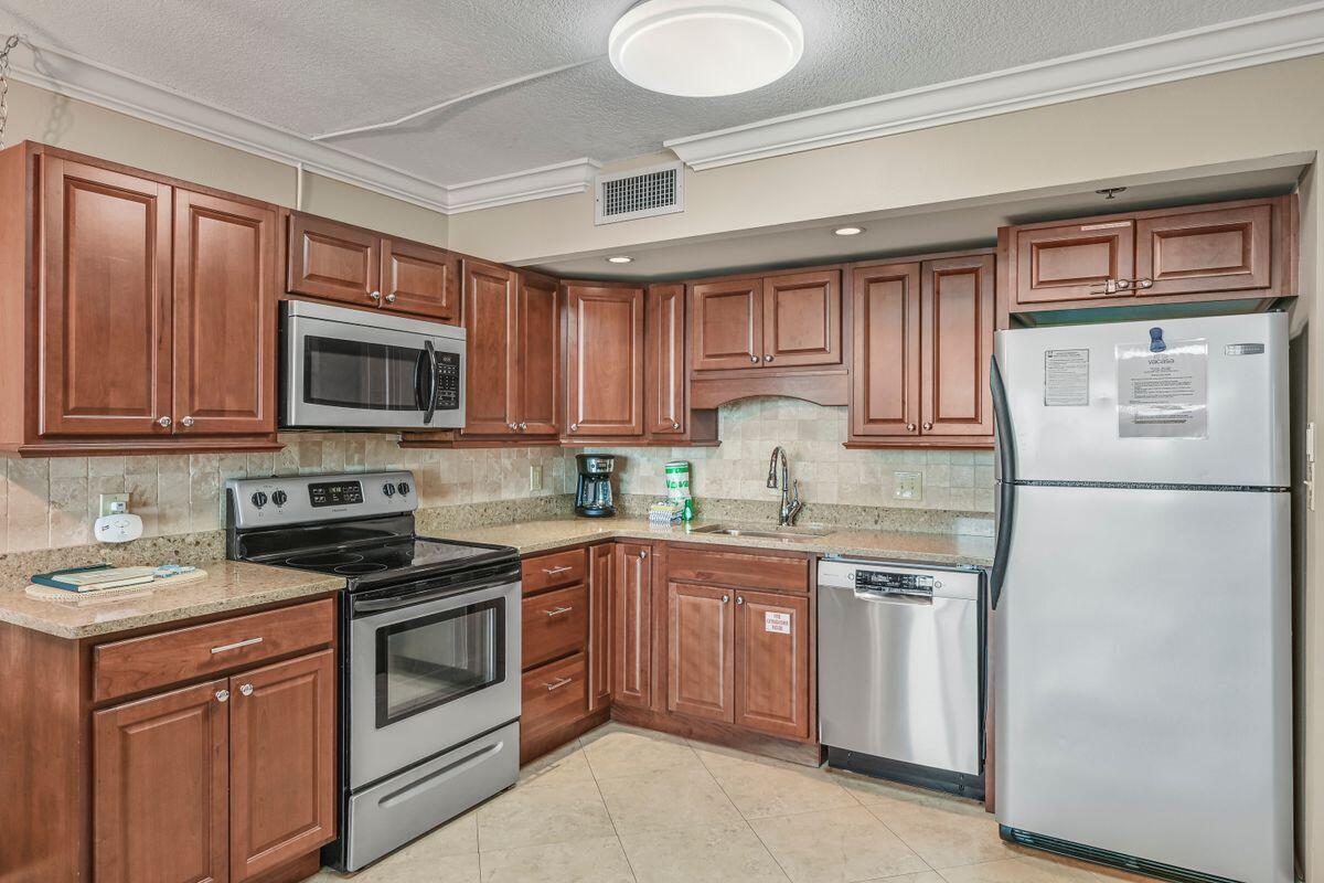 BEACHSIDE TWO - Residential