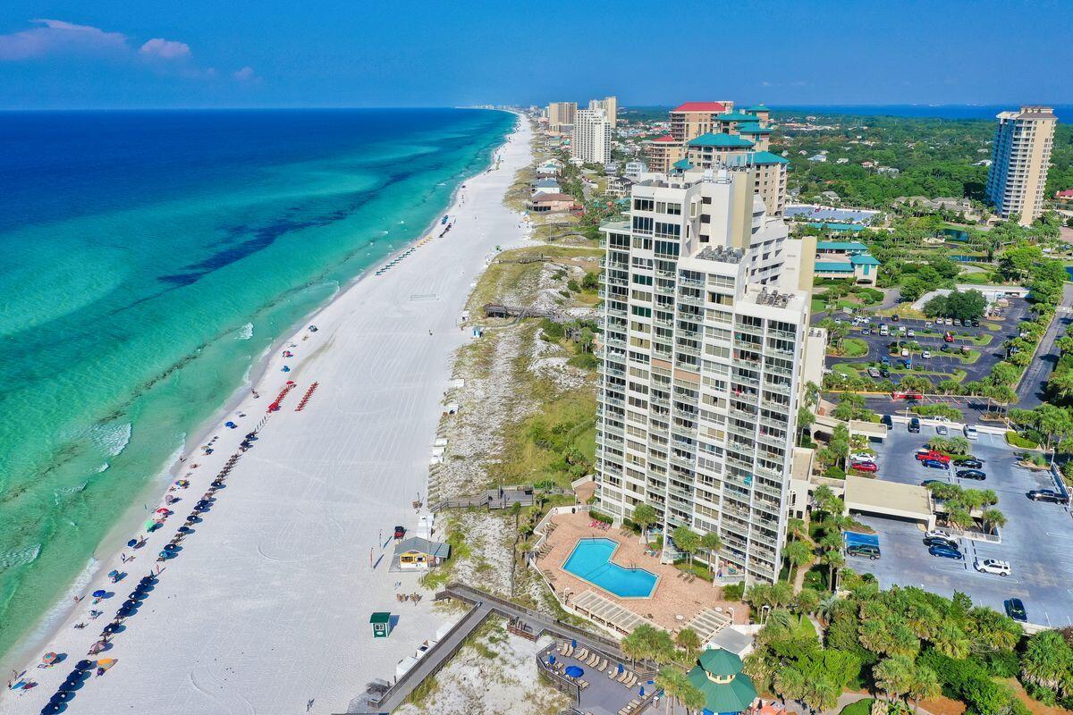 BEACHSIDE TWO - Residential