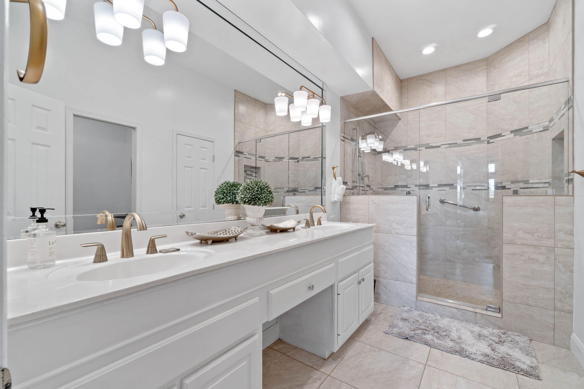 TIVOLI BY THE SEA 3 - Residential Lease