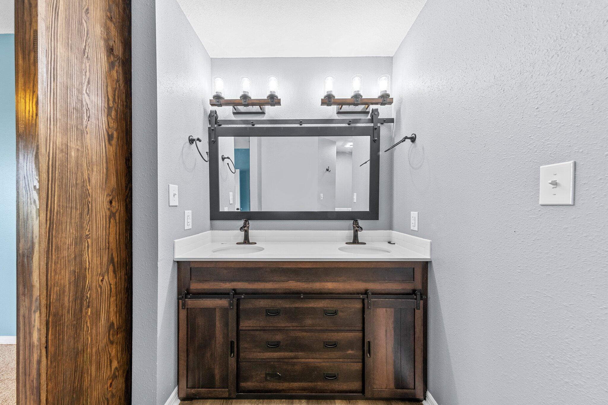 BRITTANY WOODS S/D - Residential Lease