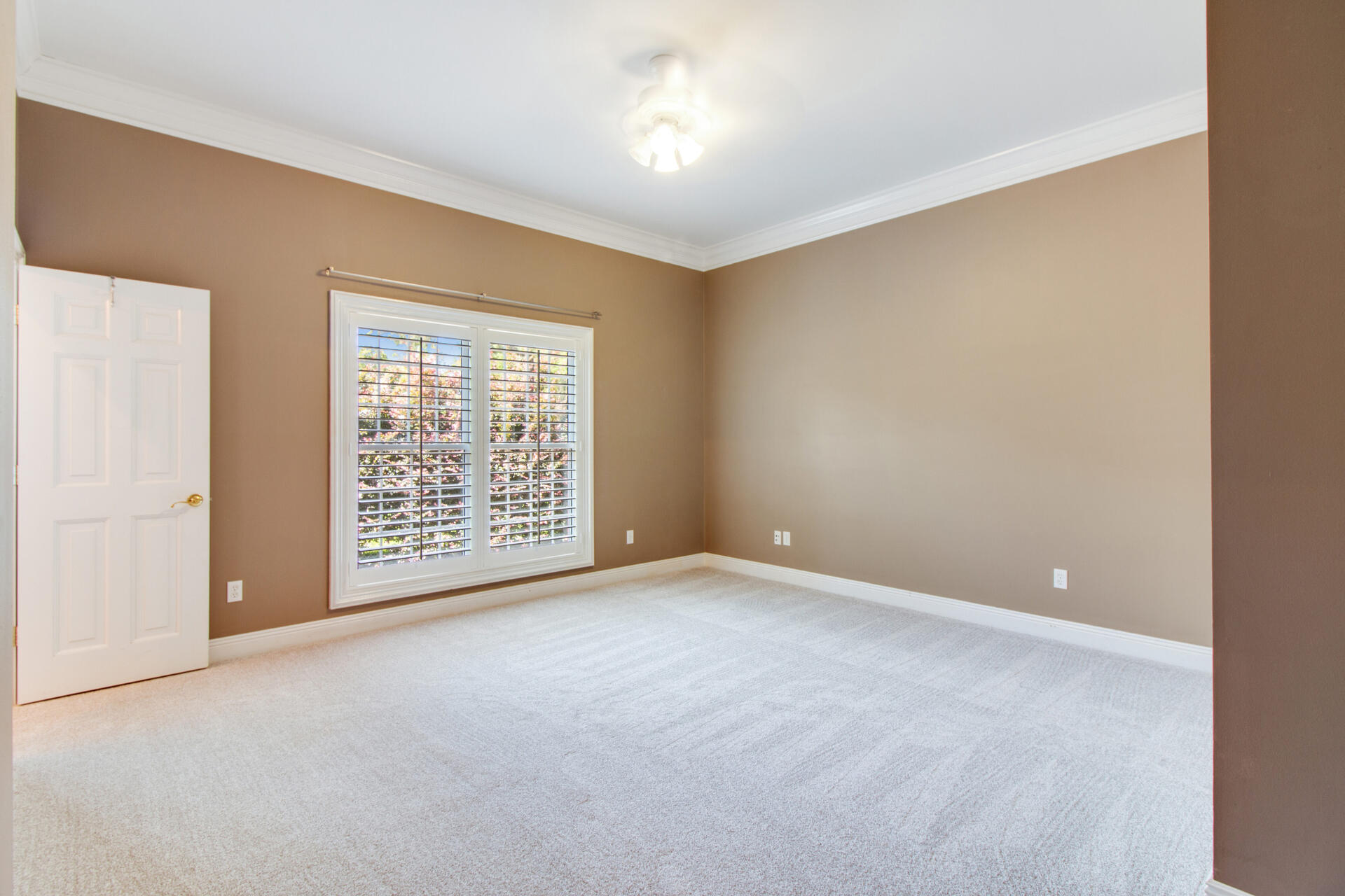 1211-Lake Lorraine - Residential