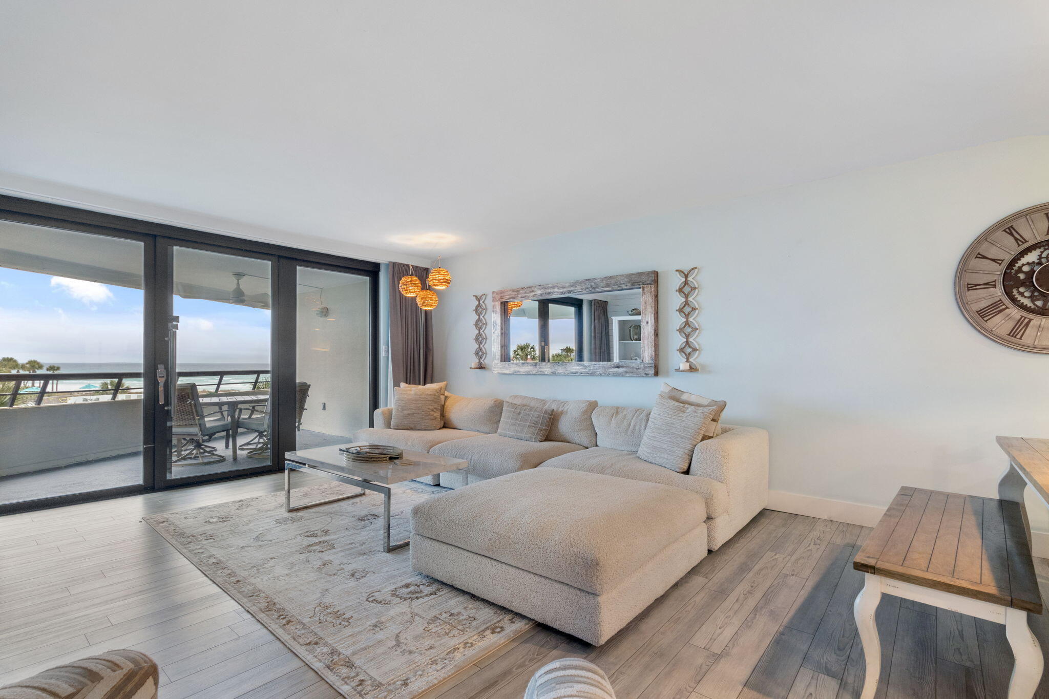 EDGEWATER - Residential