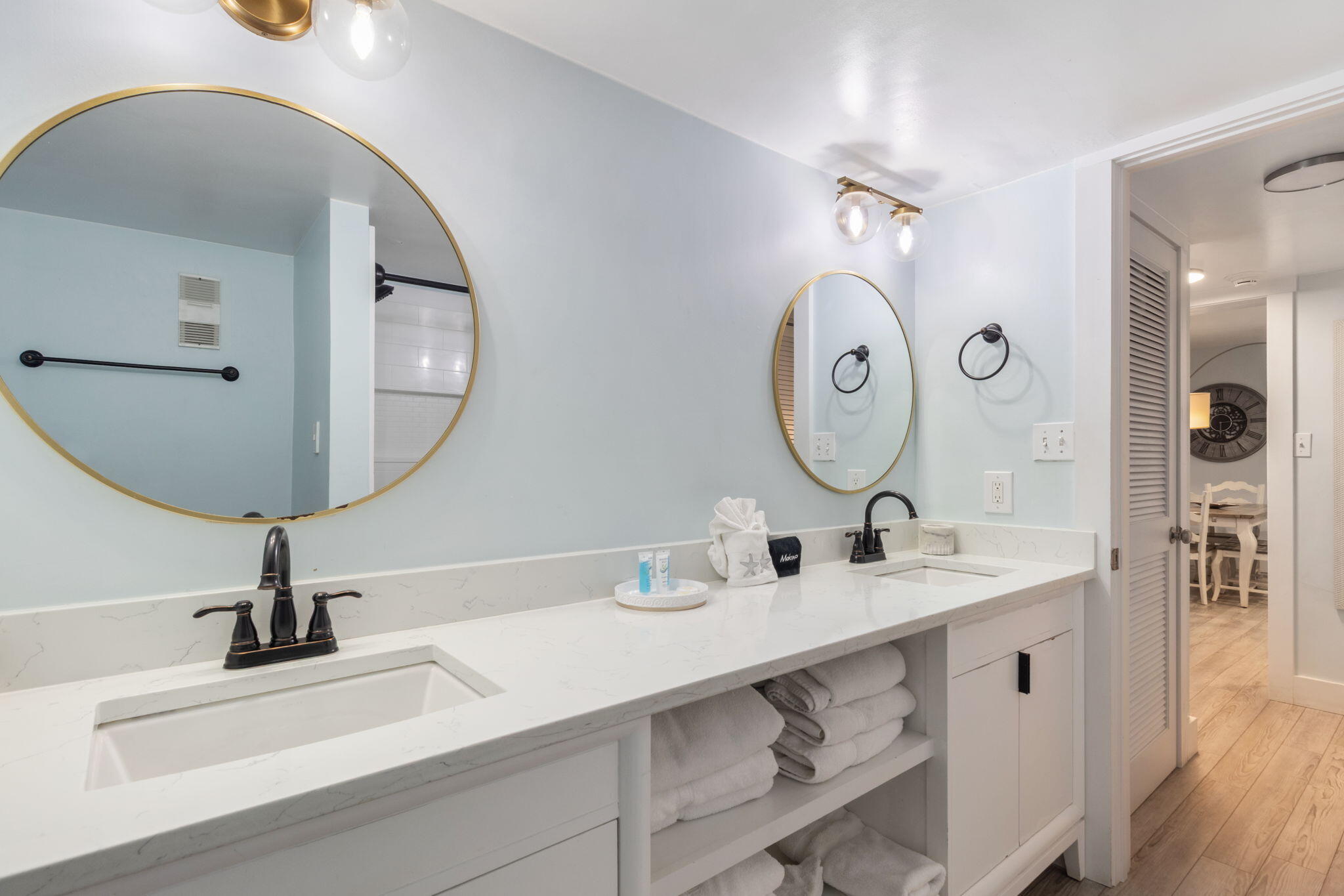 EDGEWATER - Residential