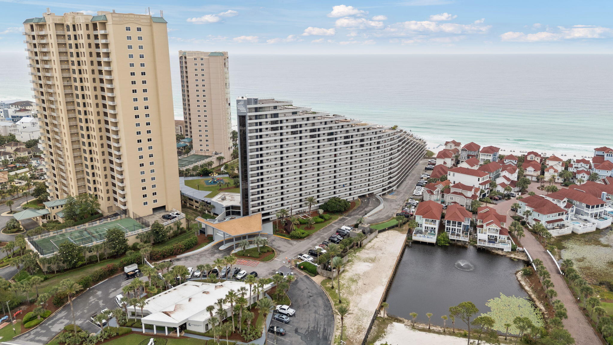 EDGEWATER - Residential