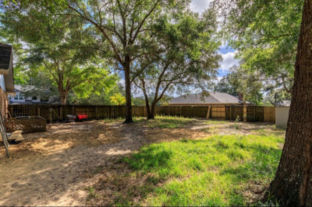 PINECREST ADDN - Residential