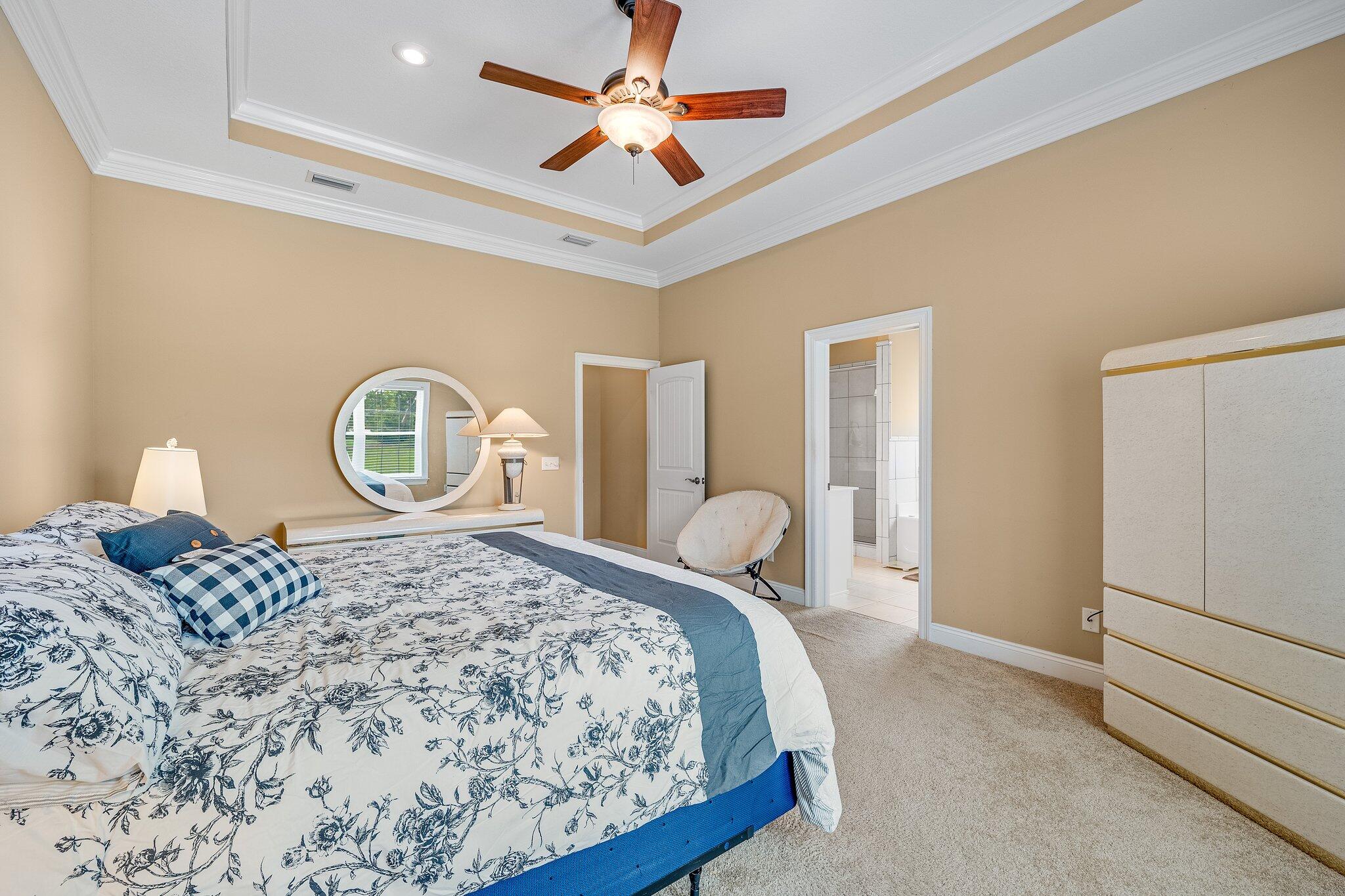 COLONY CLUB HARBOUR PH 1 - Residential