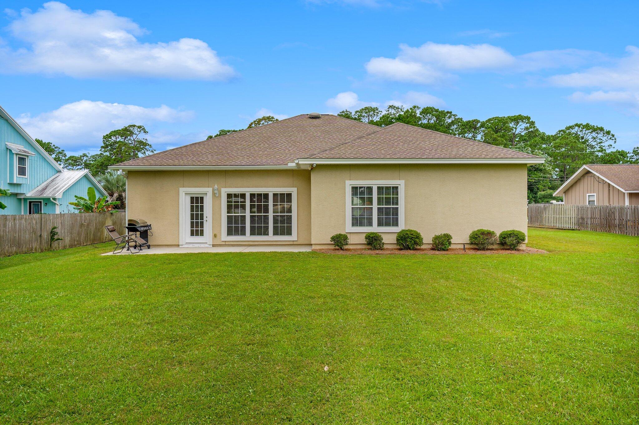 COLONY CLUB HARBOUR PH 1 - Residential