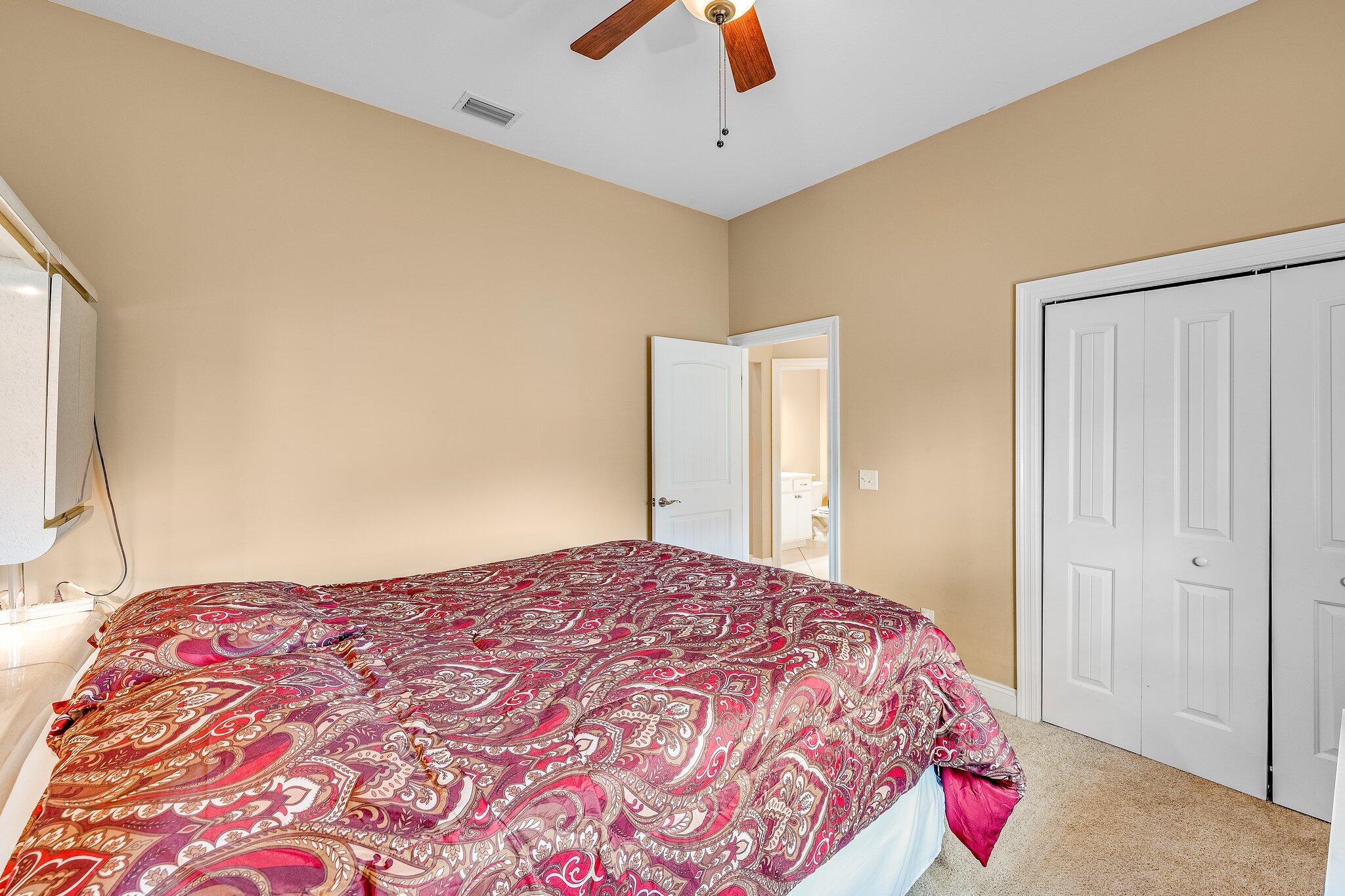 COLONY CLUB HARBOUR PH 1 - Residential