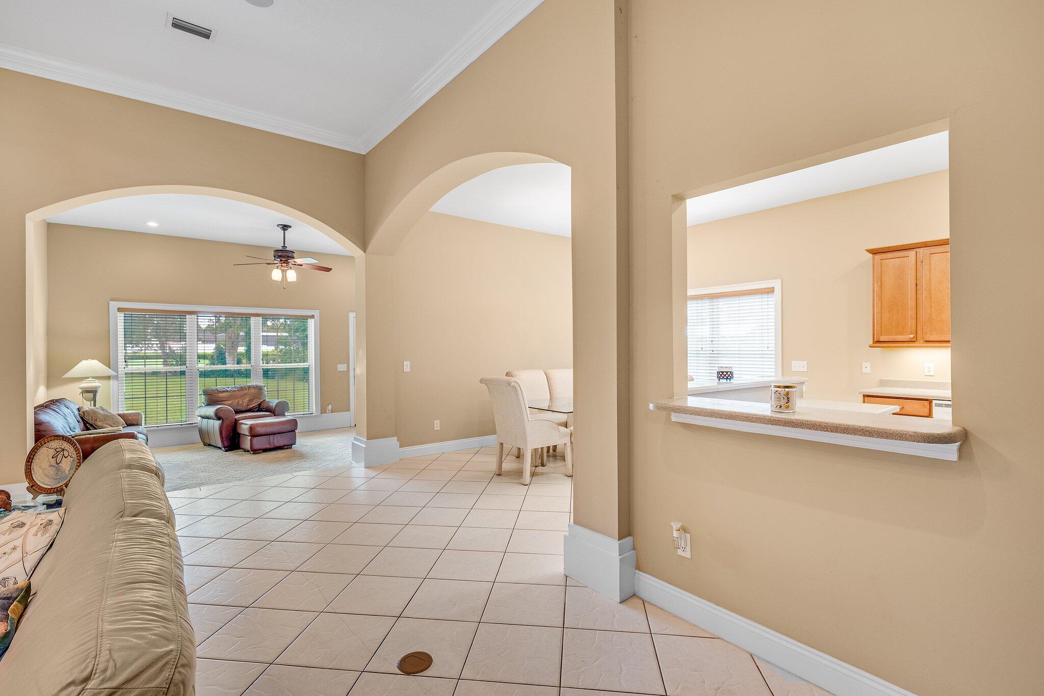 COLONY CLUB HARBOUR PH 1 - Residential