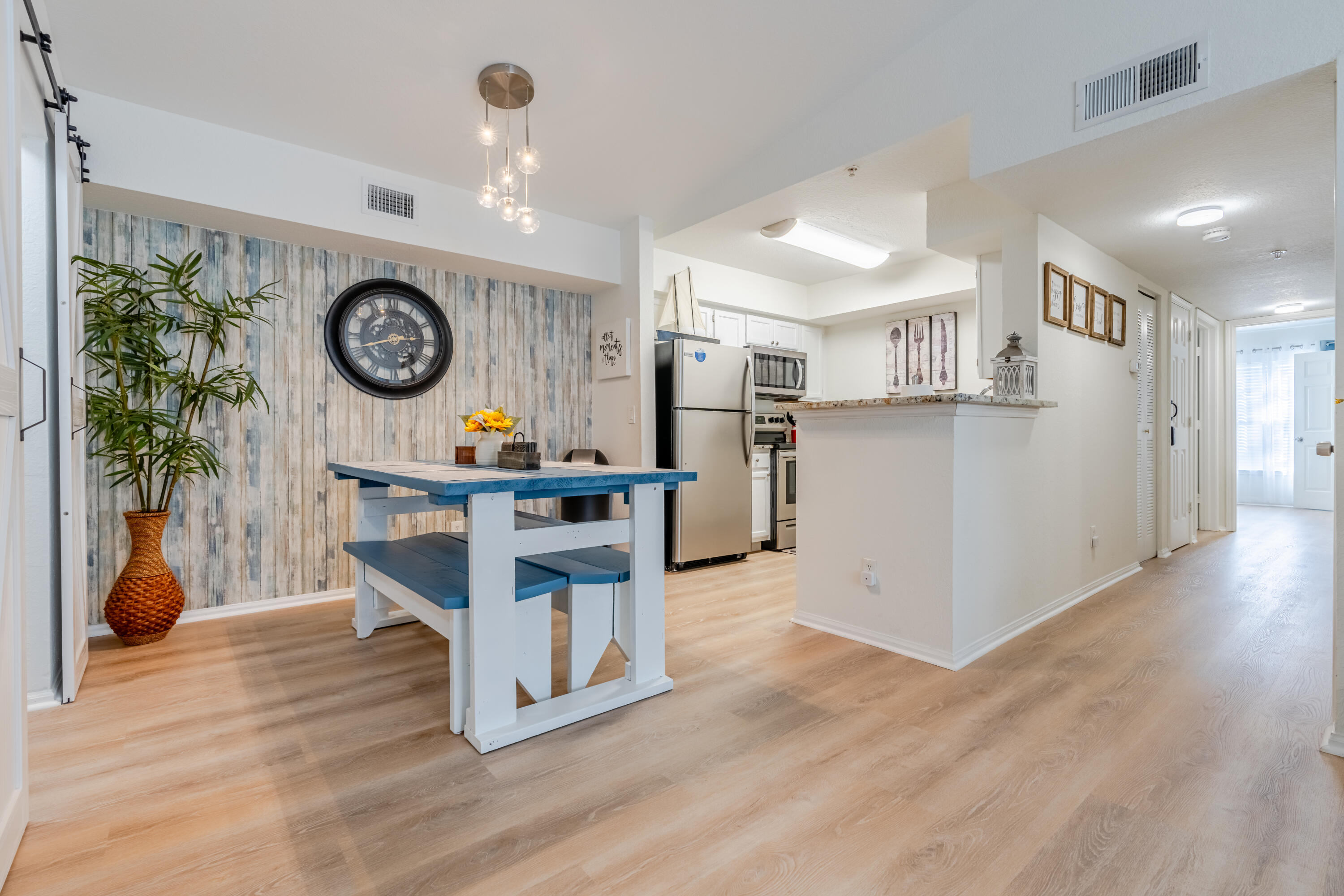 INDIAN LAKE - Residential