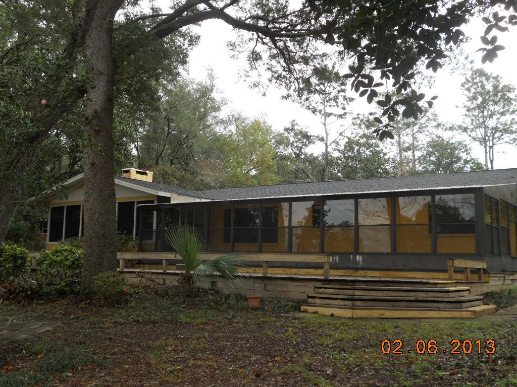 Poquito Bayou - Residential Lease